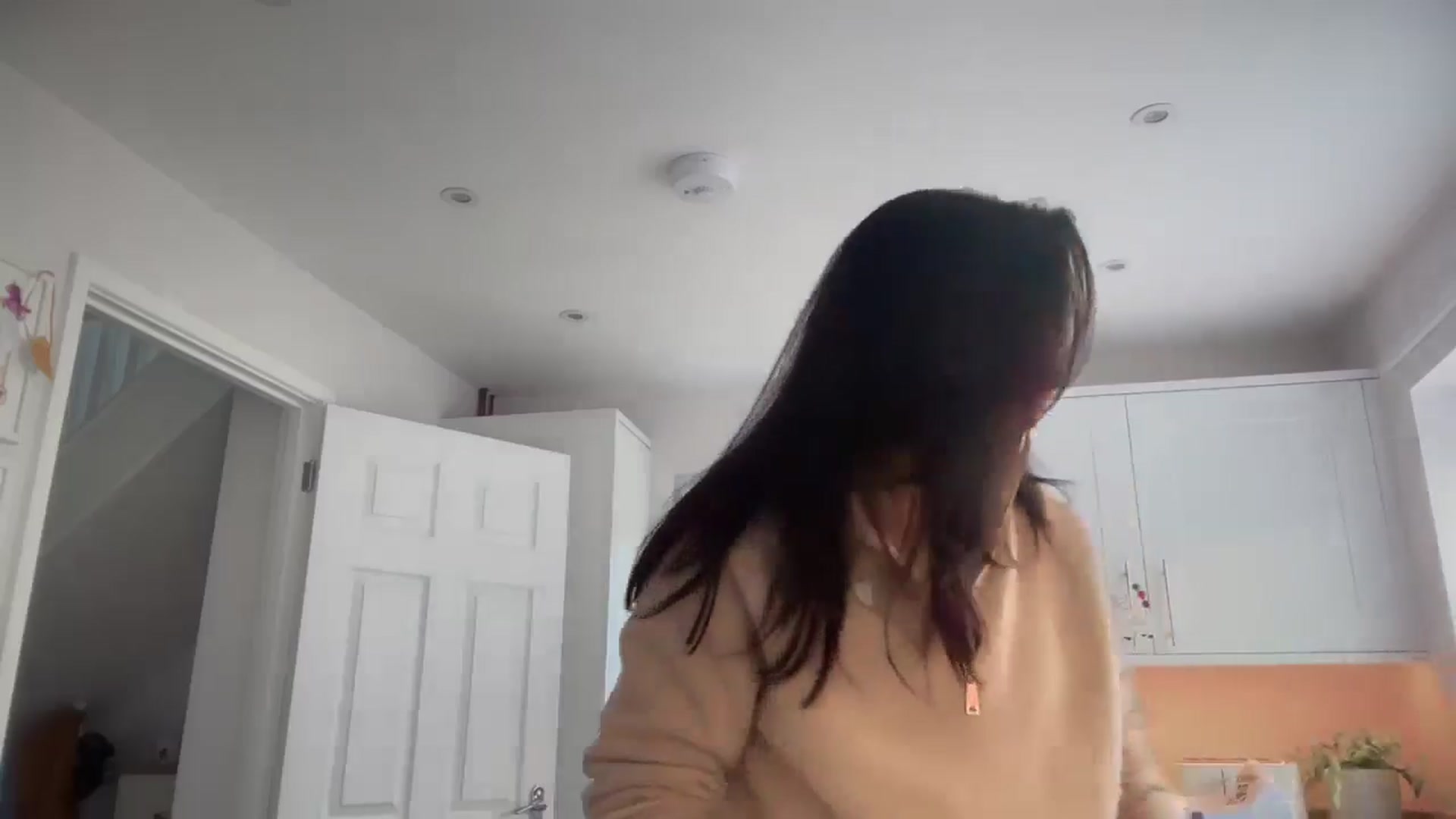 Gallery image thumbnail from British_chick's myfreecams stream on, 01/27/2025, 10:35 image 3 of 20