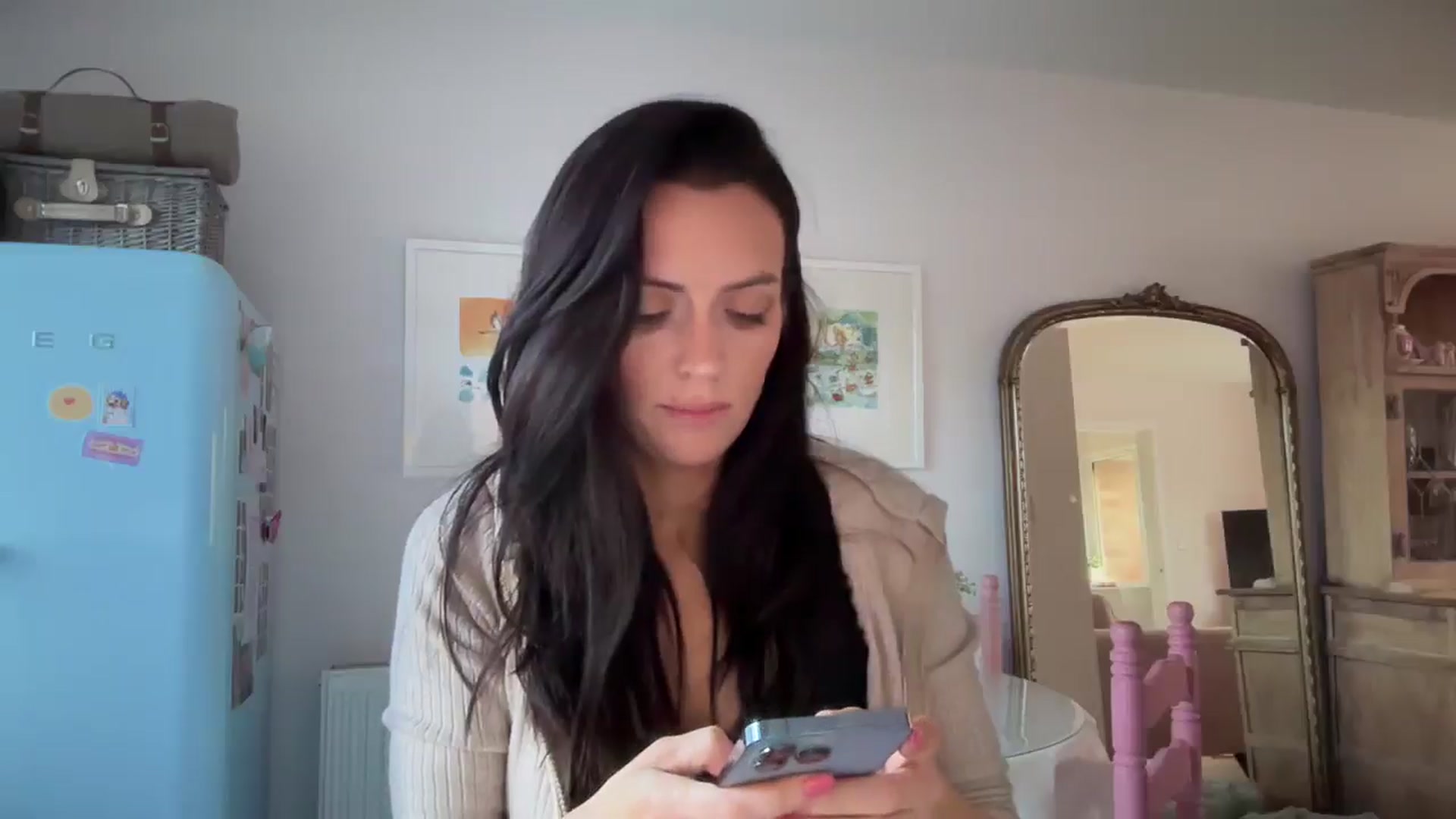 Gallery image thumbnail from British_chick's myfreecams stream on, 02/03/2025, 18:13 image 8 of 20