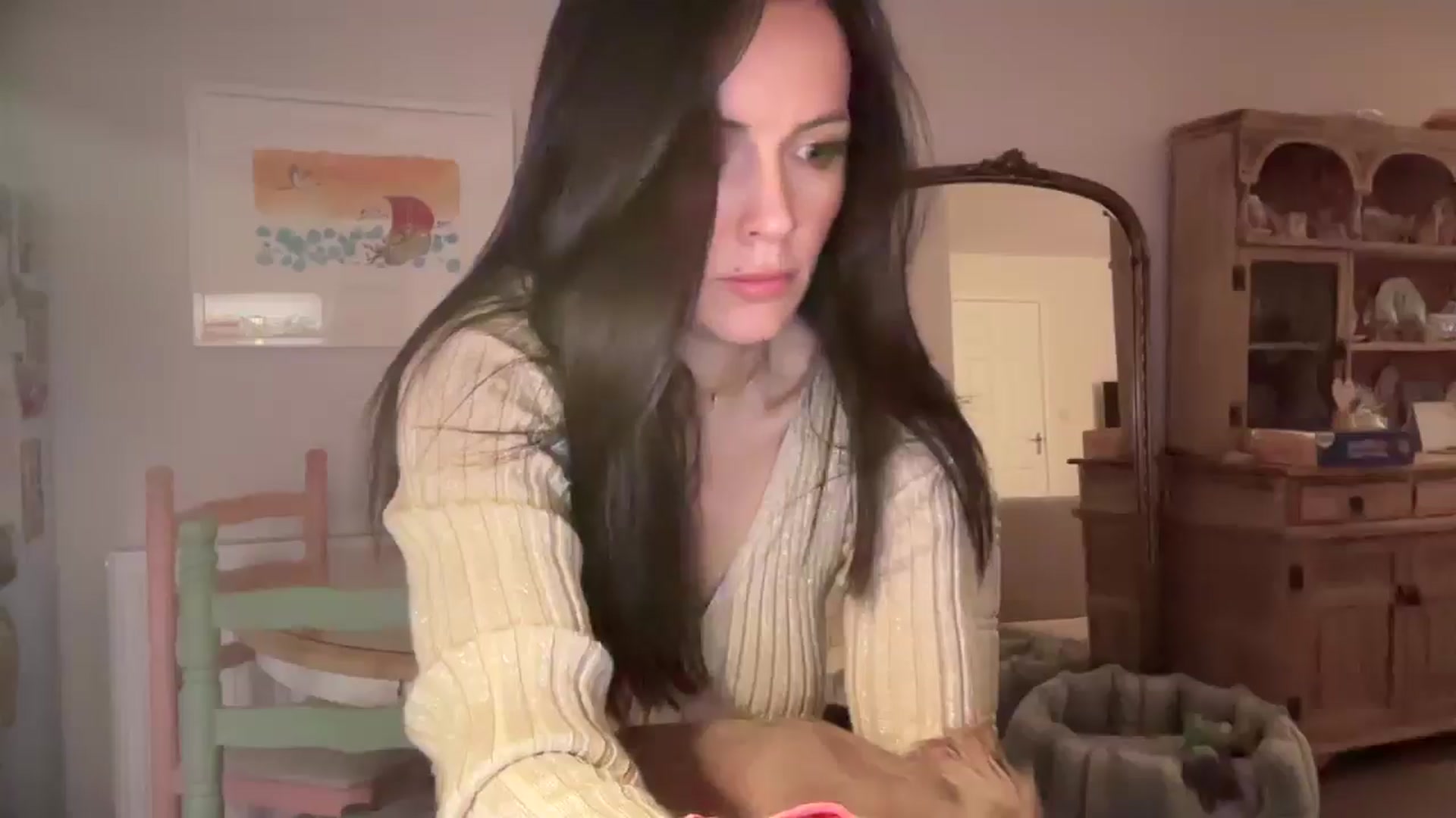 Gallery image thumbnail from British_chick's myfreecams stream on, 02/09/2025, 18:57 image 6 of 20