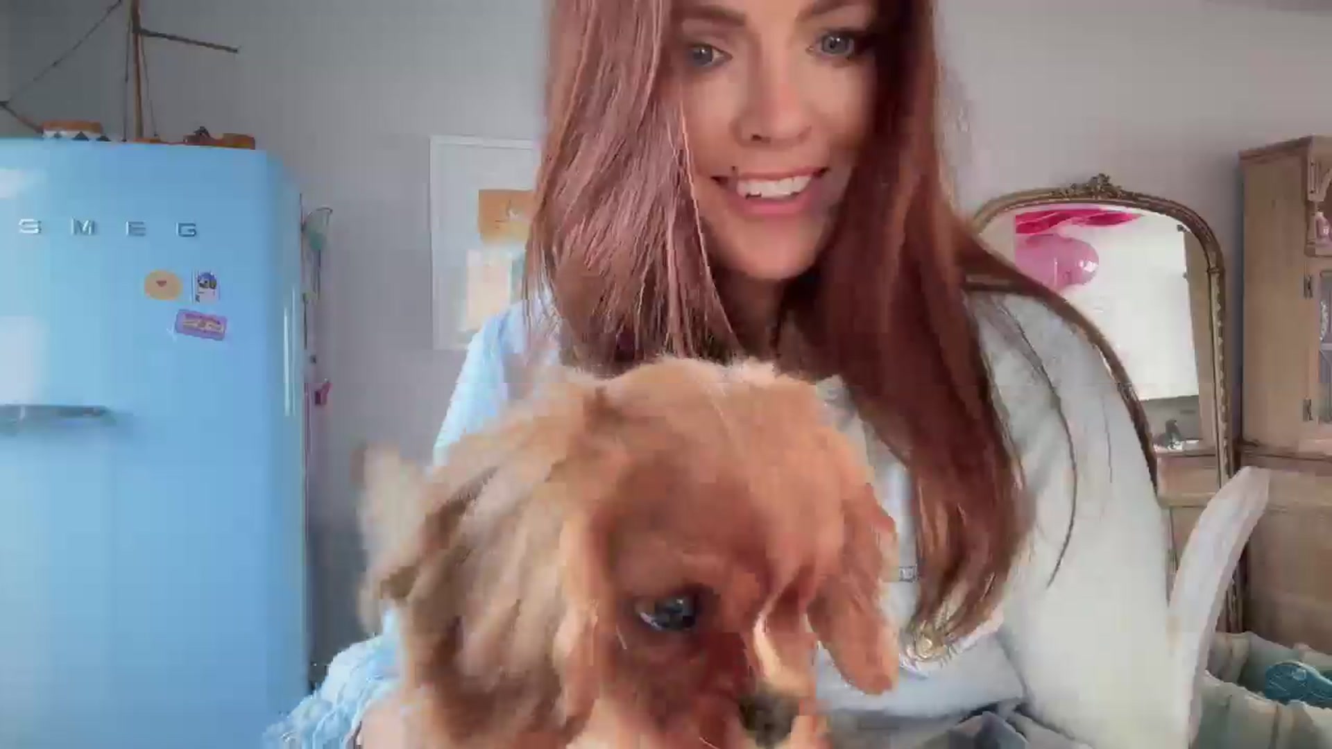 Gallery image thumbnail from British_chick's myfreecams stream on, 03/09/2025, 16:24 image 13 of 20