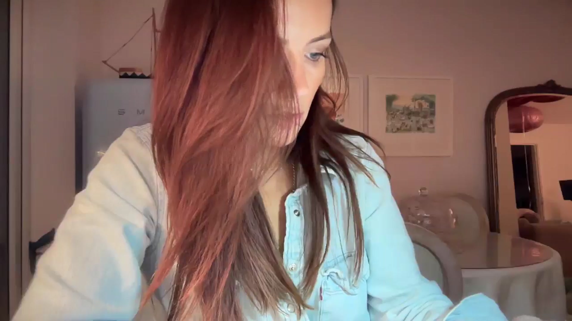 Gallery image thumbnail from British_chick's myfreecams stream on, 03/09/2025, 20:31 image 19 of 20