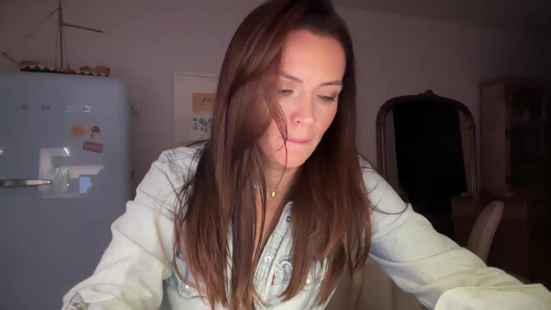 Gallery image thumbnail from British_chick's myfreecams stream on, 03/09/2025, 21:13 image 19 of 20