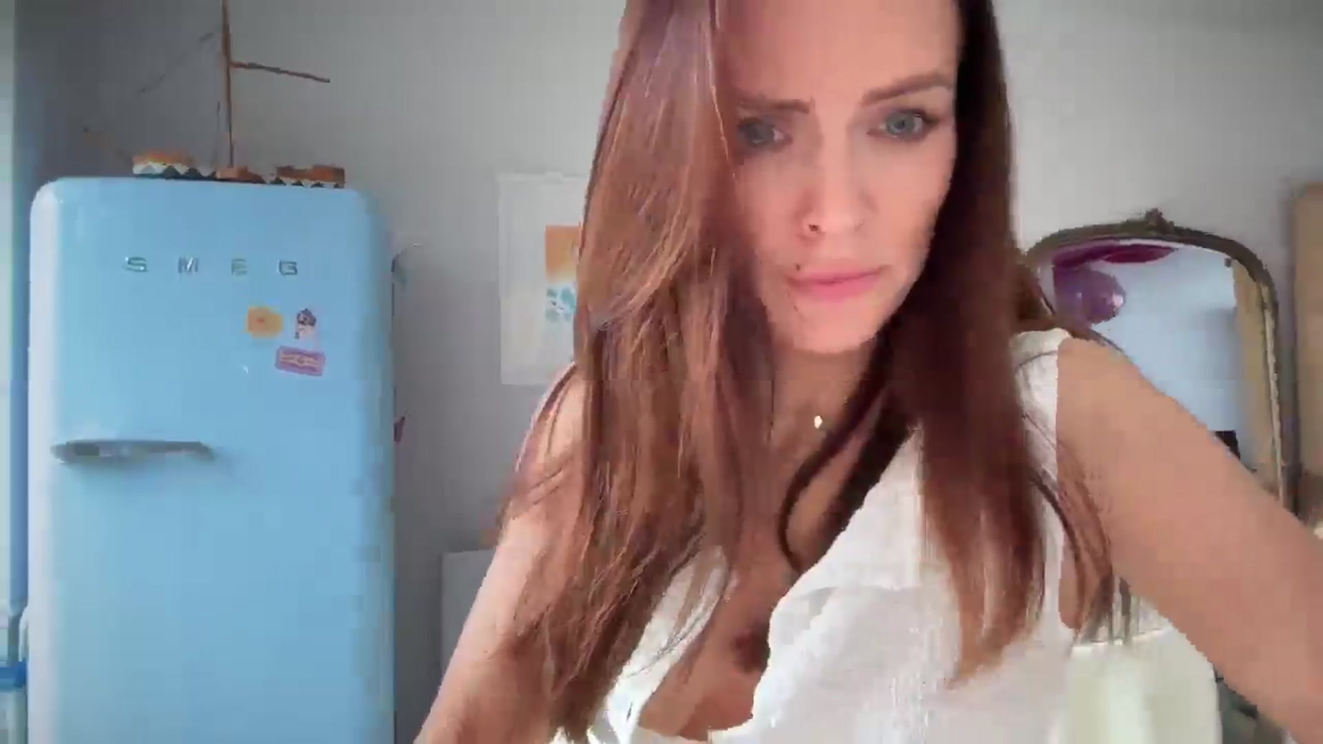 Gallery image thumbnail from British_chick's myfreecams stream on, 03/10/2025, 15:55 image 8 of 20