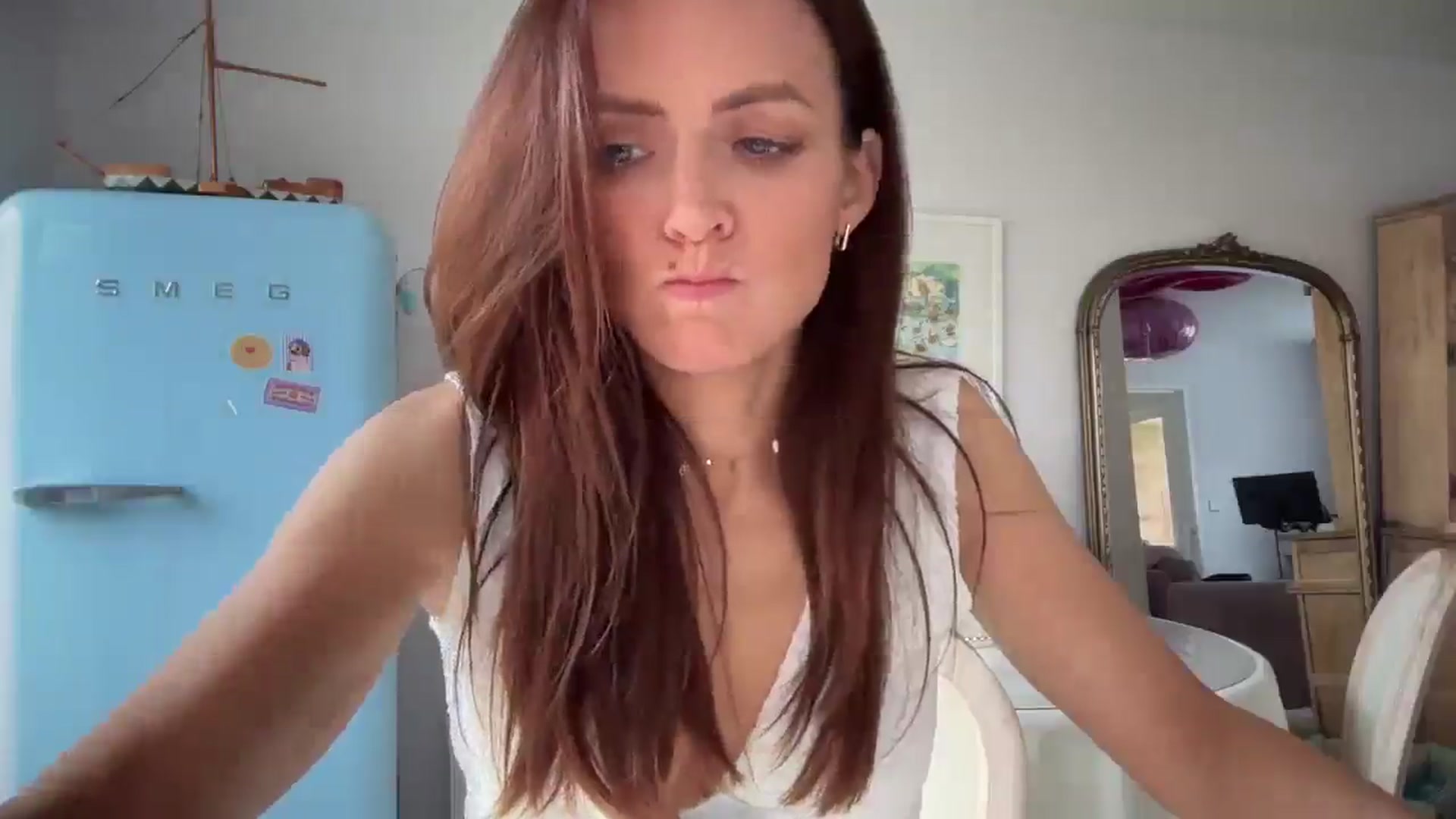 Gallery image thumbnail from British_chick's myfreecams stream on, 03/10/2025, 15:55 image 20 of 20