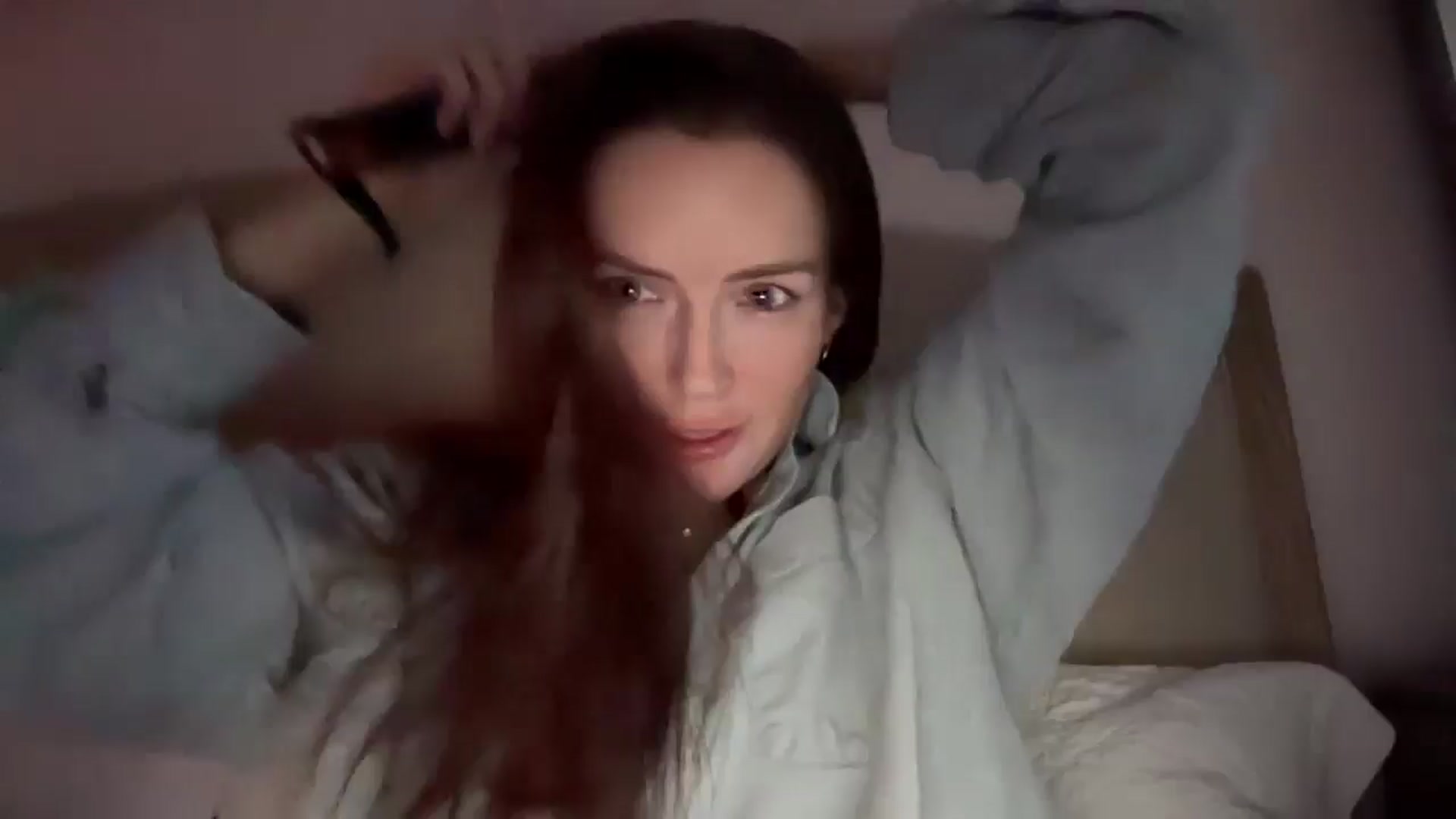 Gallery image thumbnail from British_chick's myfreecams stream on, 03/10/2025, 22:51 image 1 of 20