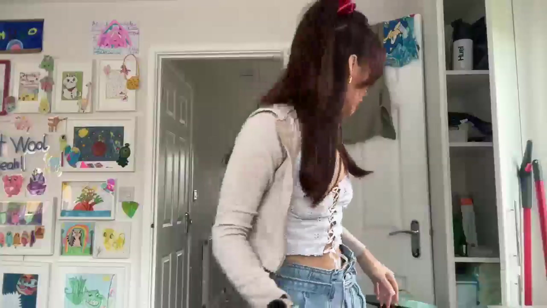 Gallery image thumbnail from British_chick's myfreecams stream on, 03/22/2025, 10:26 image 13 of 20