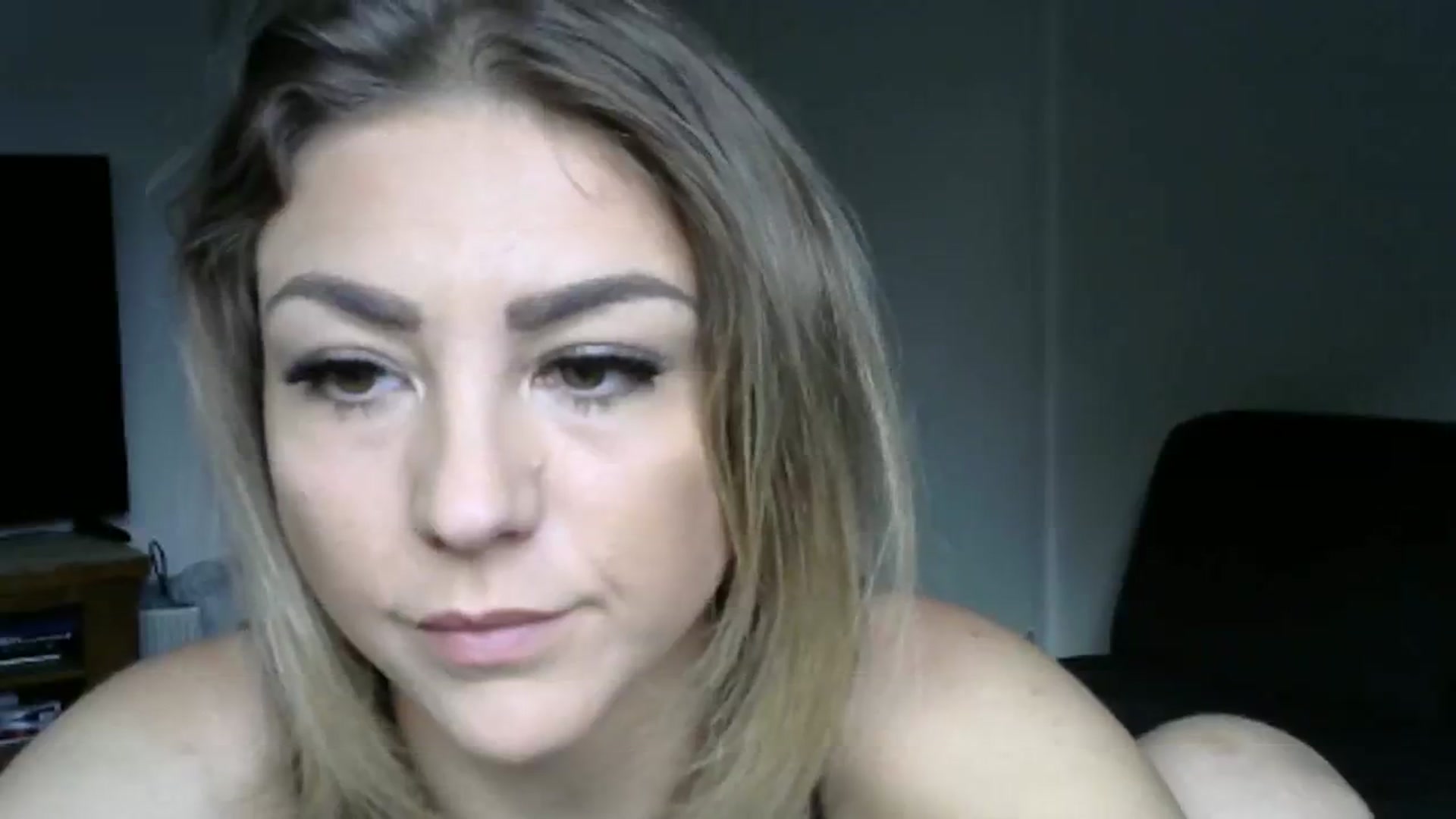 Gallery image thumbnail from Britishbabyx's myfreecams stream on, 08/04/2023, 16:06 image 19 of 20