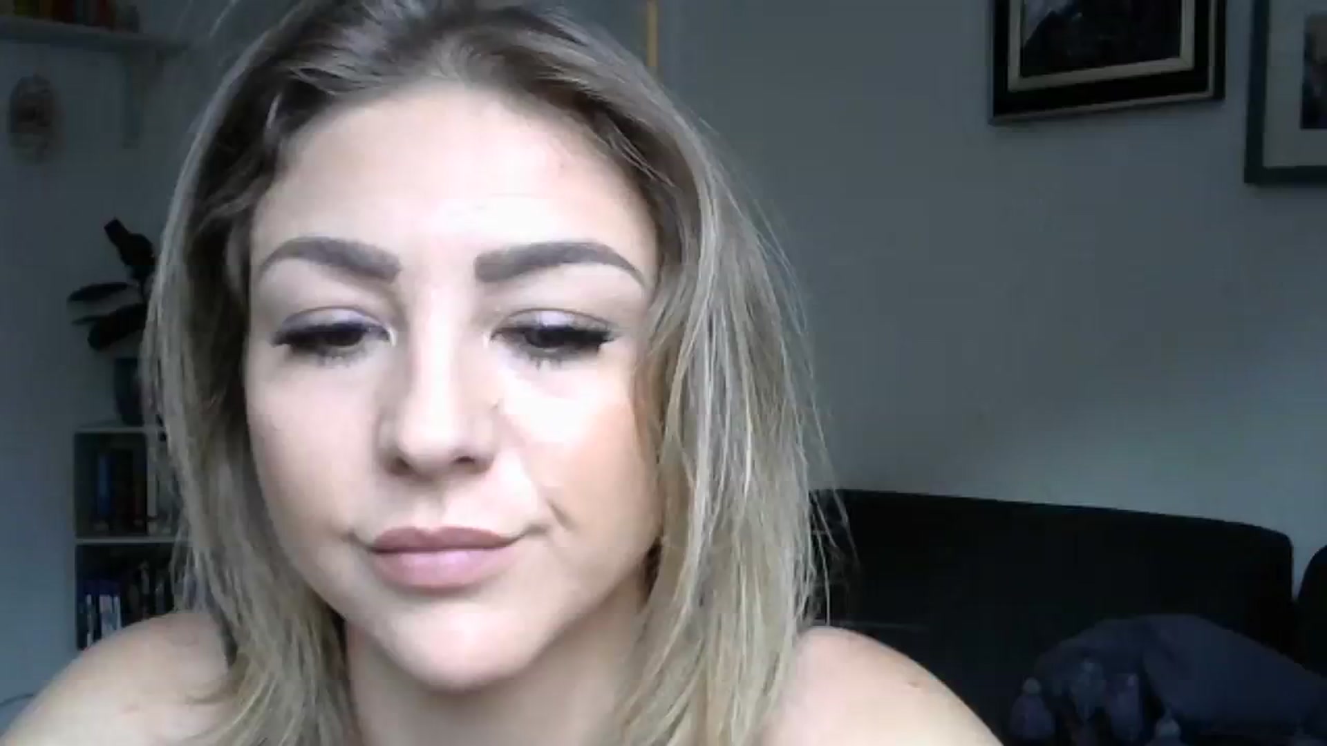 Gallery image thumbnail from Britishbabyx's myfreecams stream on, 08/04/2023, 16:06 image 6 of 20