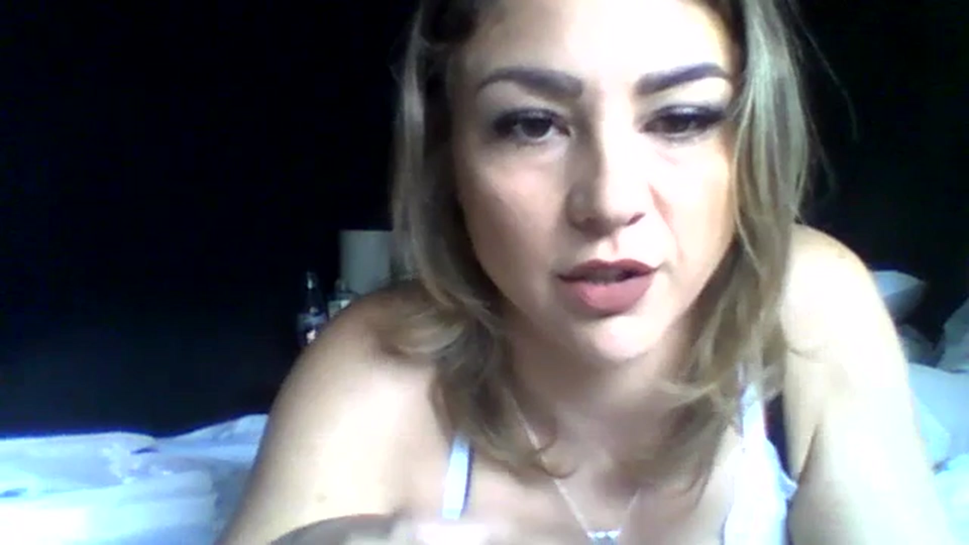 Gallery image thumbnail from Britishbabyx's myfreecams stream on, 08/05/2023, 10:07 image 3 of 20