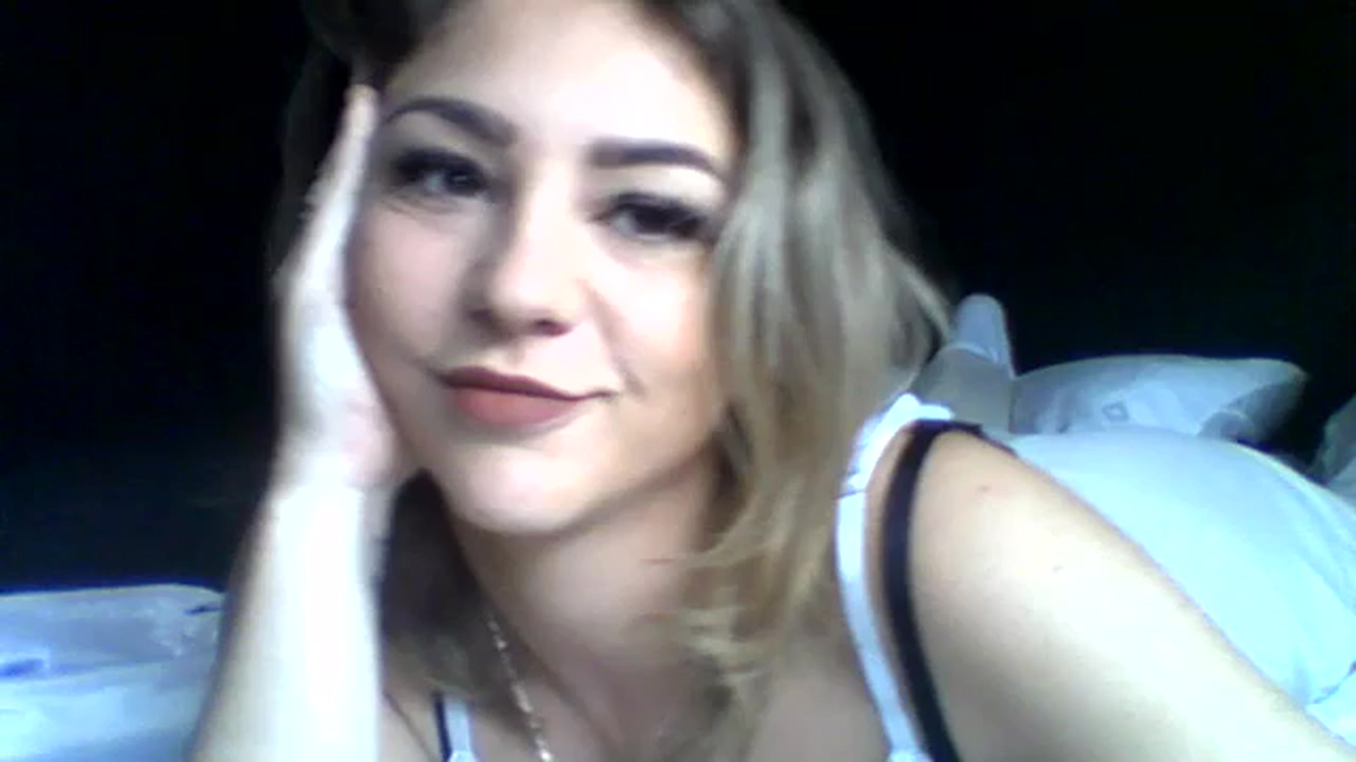 Gallery image thumbnail from Britishbabyx's myfreecams stream on, 08/05/2023, 10:07 image 8 of 20