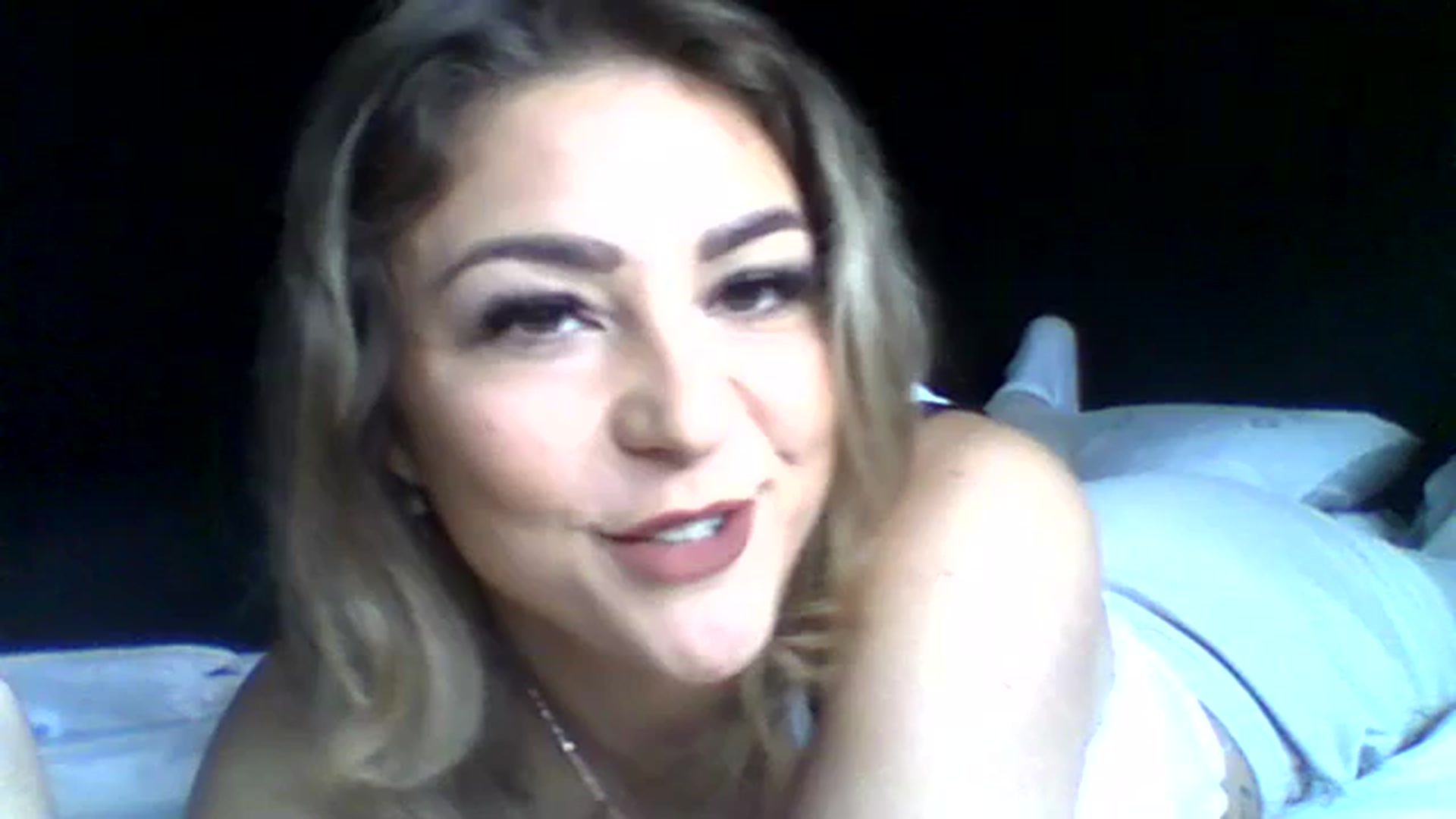 Gallery image thumbnail from Britishbabyx's myfreecams stream on, 08/05/2023, 10:07 image 7 of 20