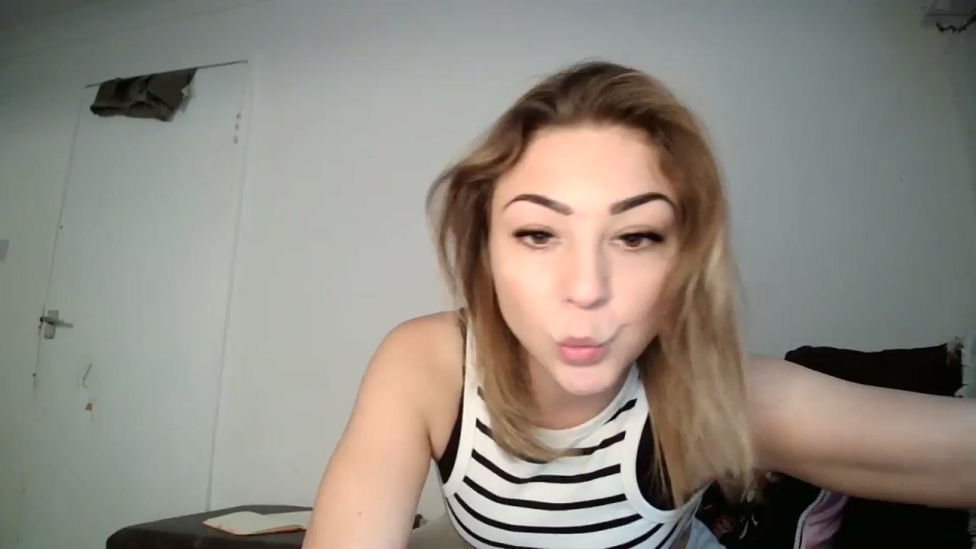 Gallery image thumbnail from Britishbabyx's myfreecams stream on, 11/14/2023, 14:41 image 1 of 20