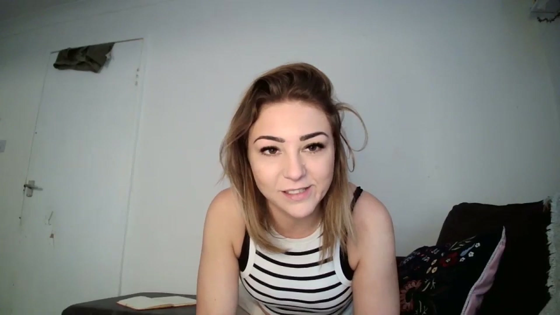 Gallery image thumbnail from Britishbabyx's myfreecams stream on, 11/14/2023, 14:41 image 3 of 20