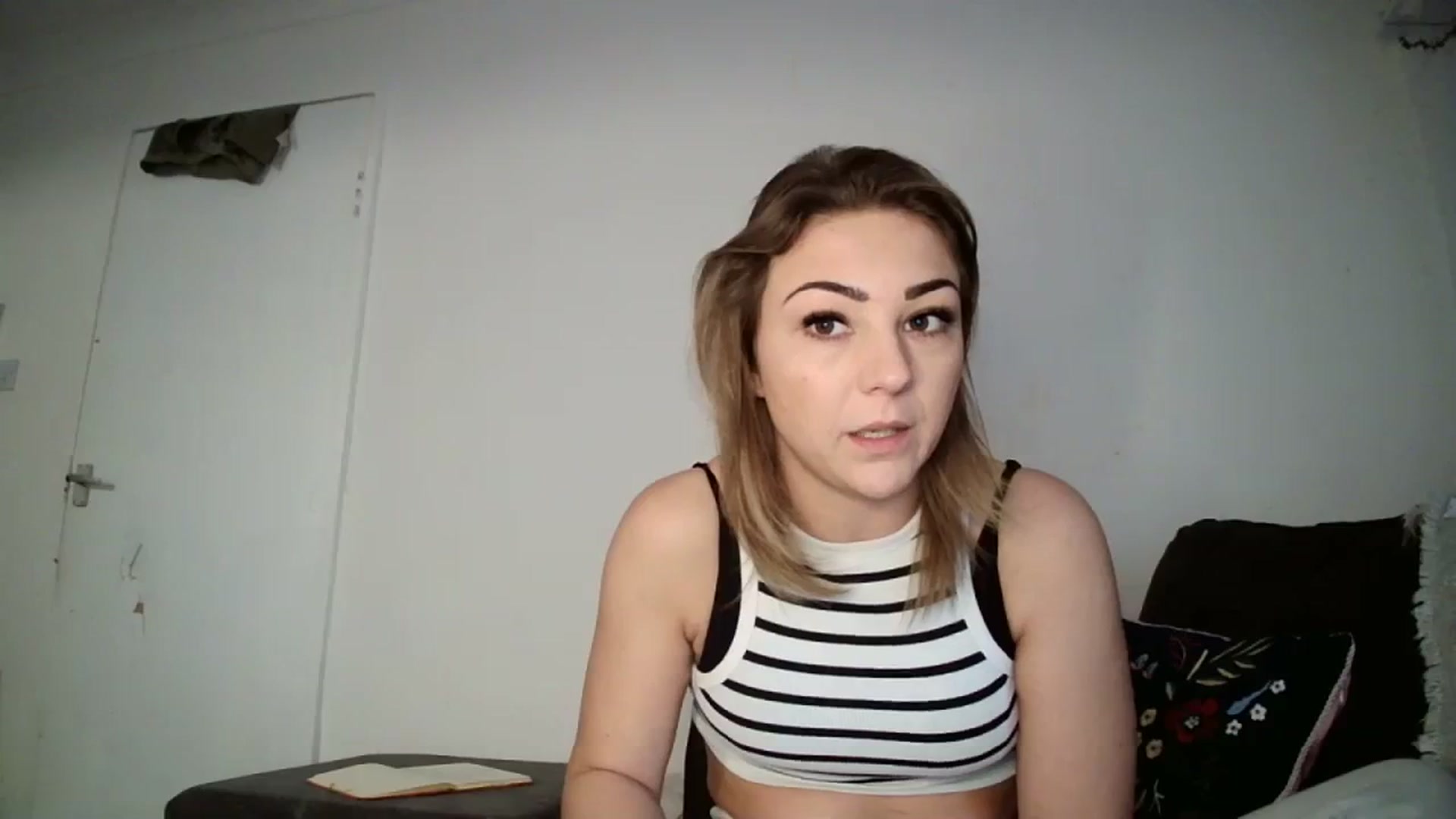 Gallery image thumbnail from Britishbabyx's myfreecams stream on, 11/14/2023, 14:41 image 14 of 20