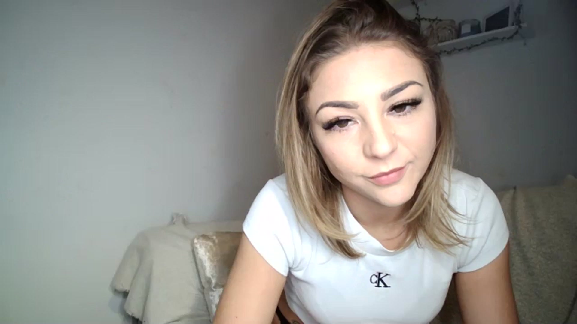 Gallery image thumbnail from Britishbabyx's myfreecams stream on, 11/22/2023, 12:55 image 6 of 20