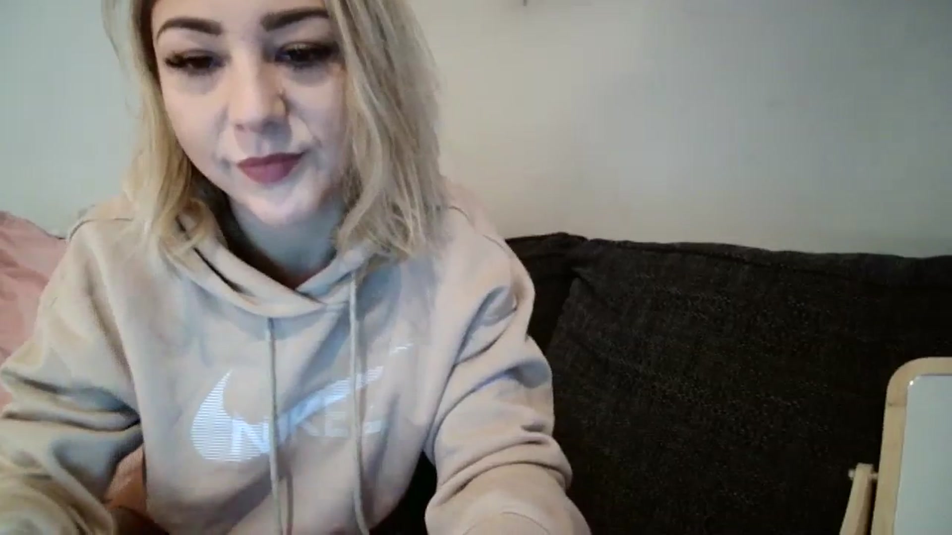 Gallery image thumbnail from Britishbabyx's myfreecams stream on, 11/29/2023, 10:07 image 8 of 20