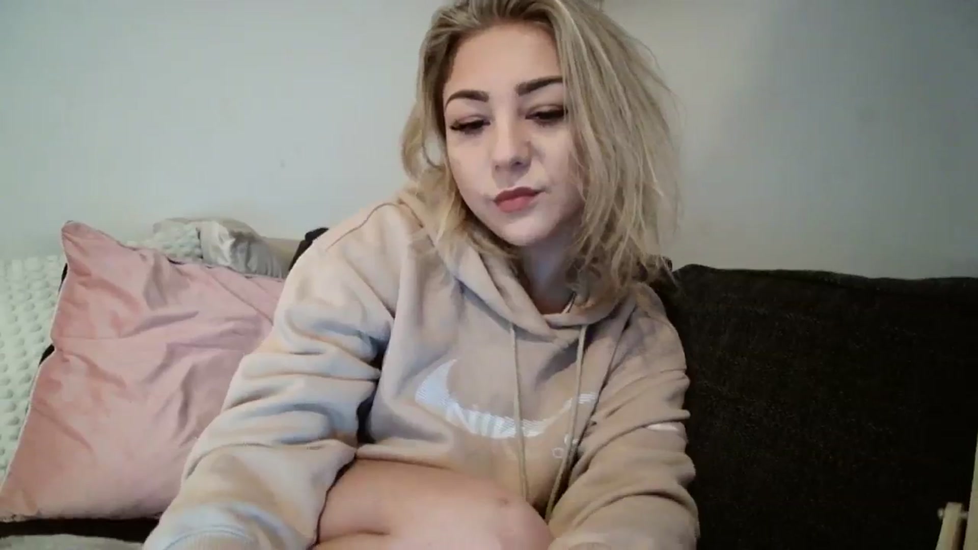 Gallery image thumbnail from Britishbabyx's myfreecams stream on, 11/29/2023, 10:07 image 11 of 20