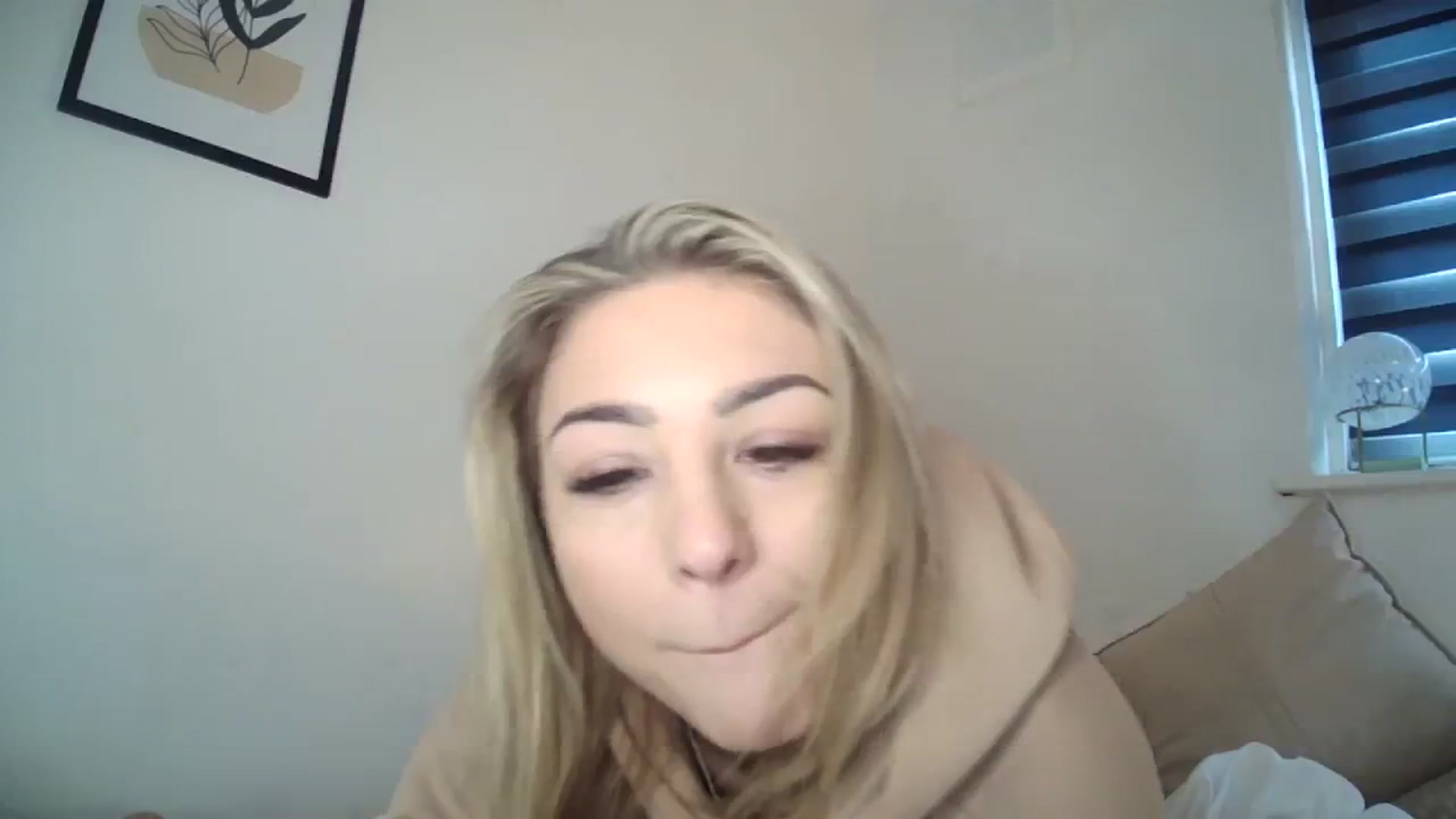 Gallery image thumbnail from Britishbabyx's myfreecams stream on, 12/09/2023, 11:54 image 20 of 20