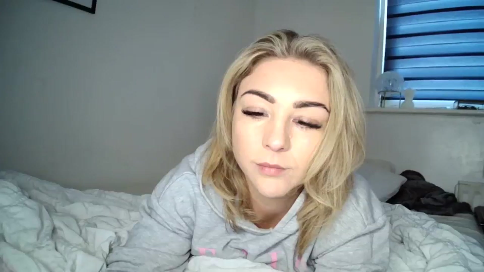 Gallery image thumbnail from Britishbabyx's myfreecams stream on, 12/12/2023, 13:16 image 5 of 20