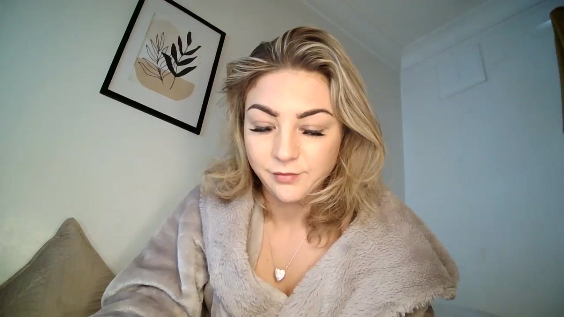 Gallery image thumbnail from Britishbabyx's myfreecams stream on, 01/08/2024, 14:05 image 19 of 20