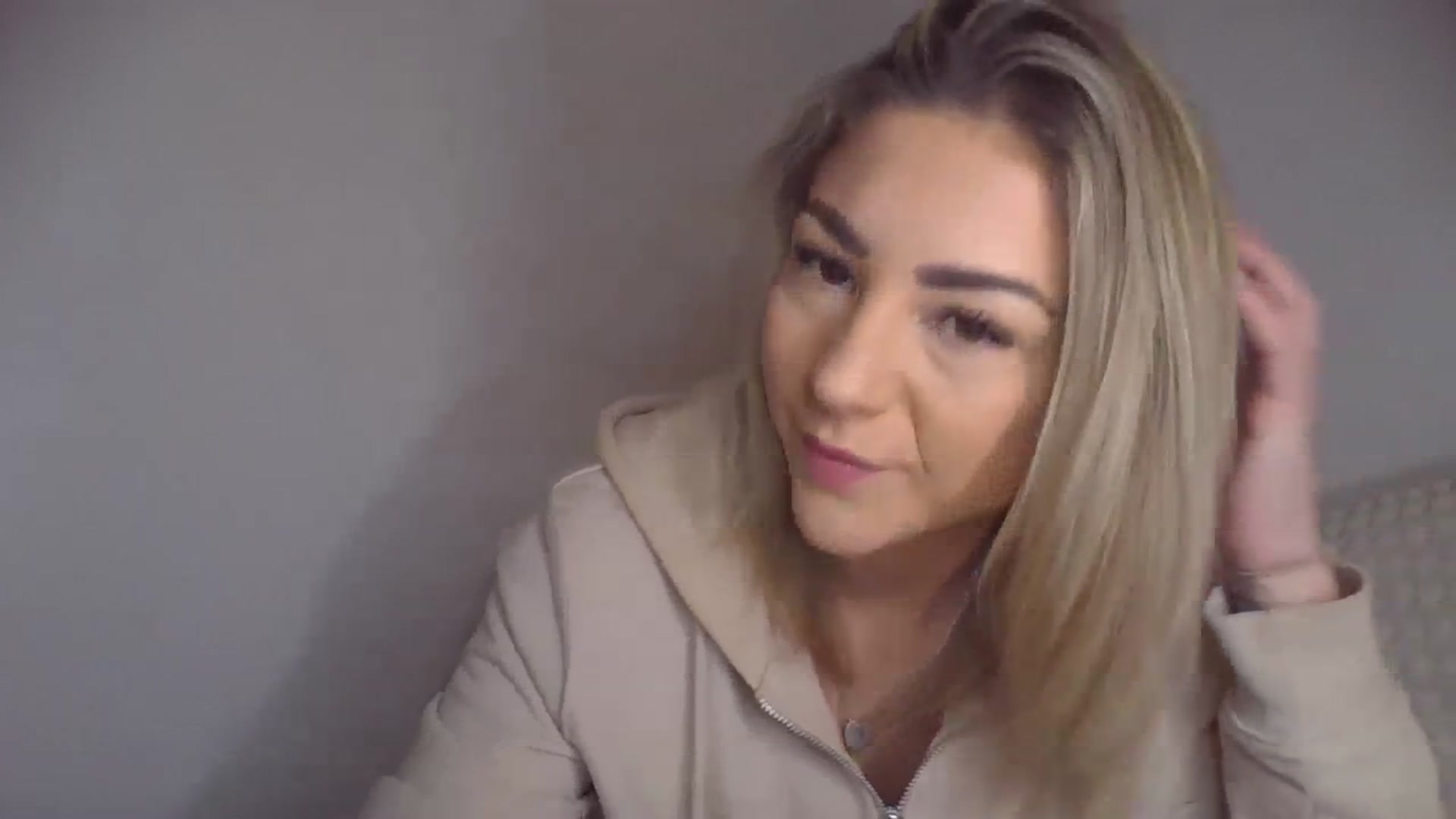 Gallery image thumbnail from Britishbabyx's myfreecams stream on, 01/24/2024, 11:25 image 18 of 20