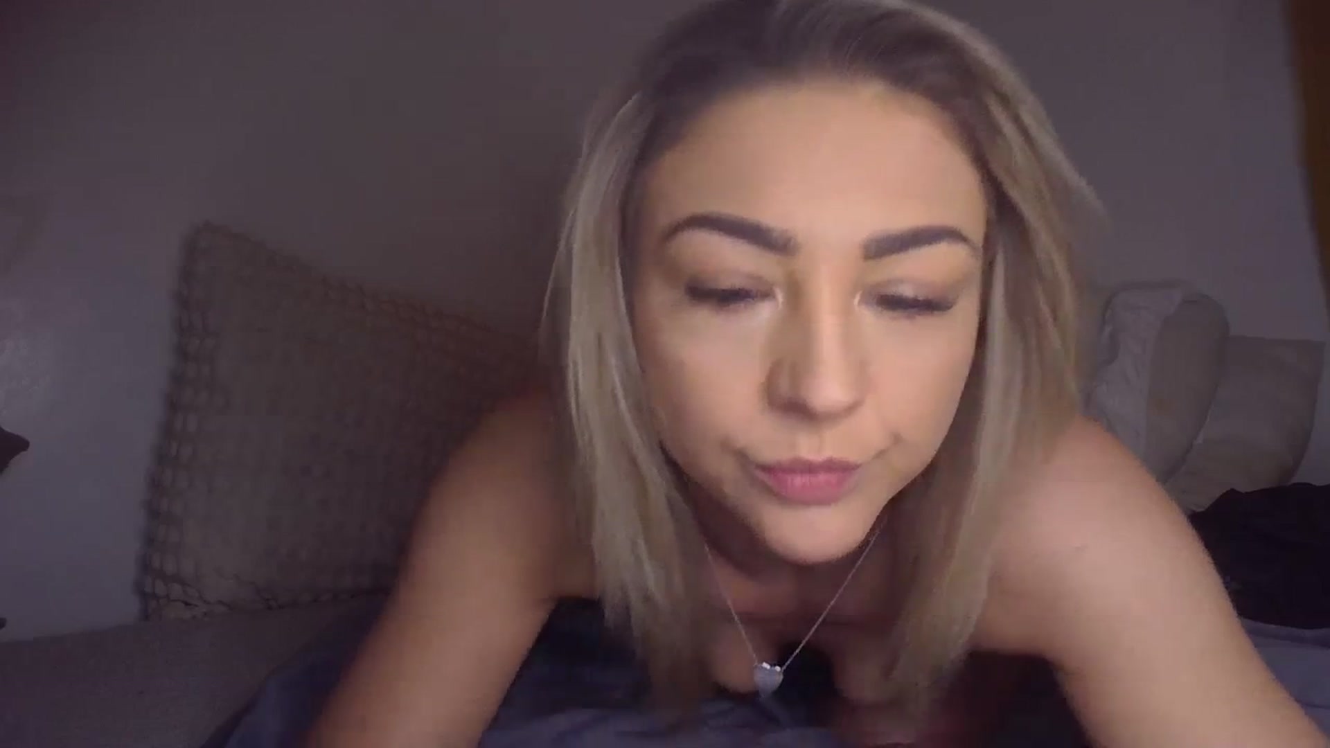 Gallery image thumbnail from Britishbabyx's myfreecams stream on, 02/21/2024, 12:17 image 7 of 20