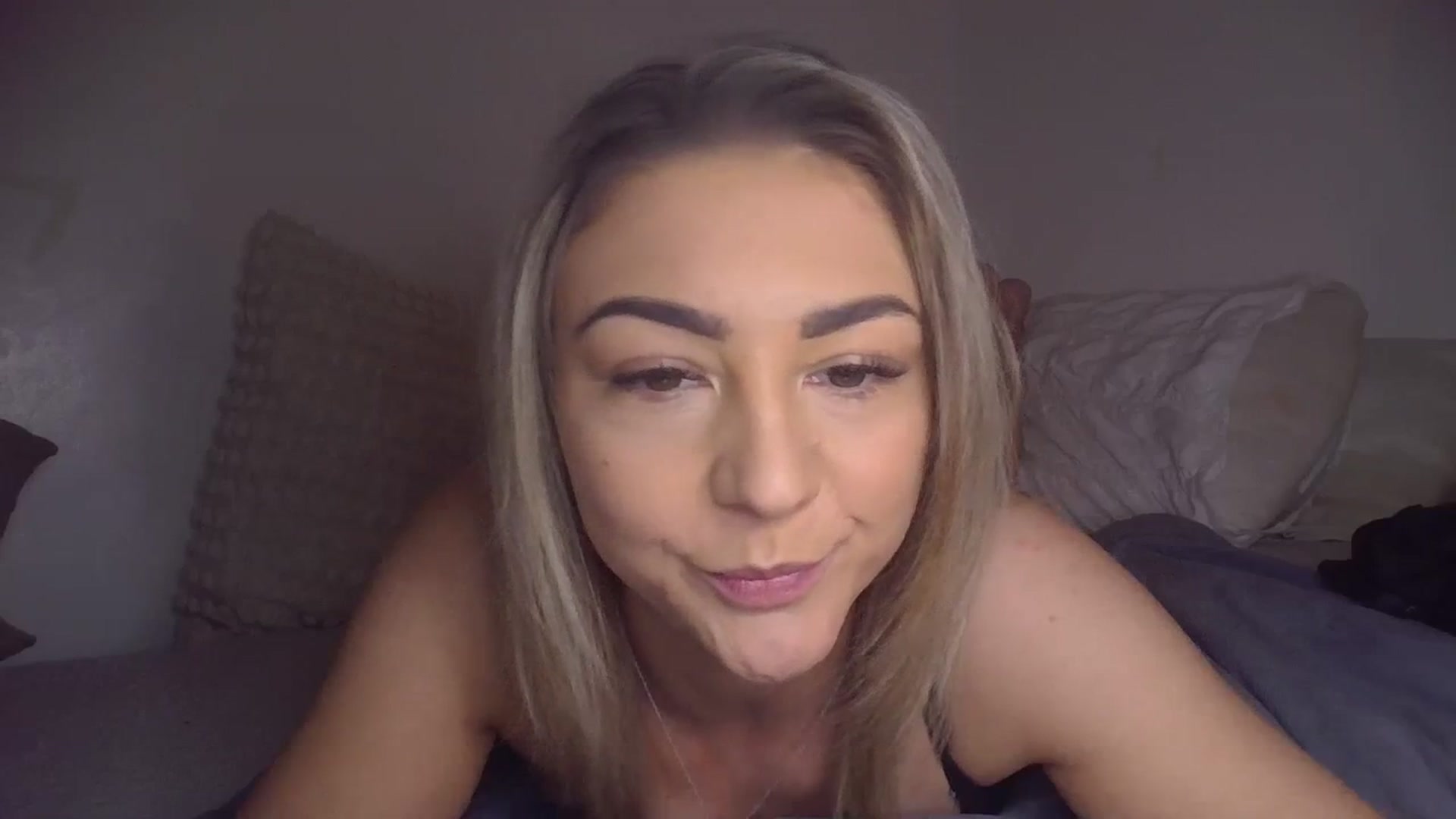 Gallery image thumbnail from Britishbabyx's myfreecams stream on, 02/21/2024, 12:17 image 16 of 20