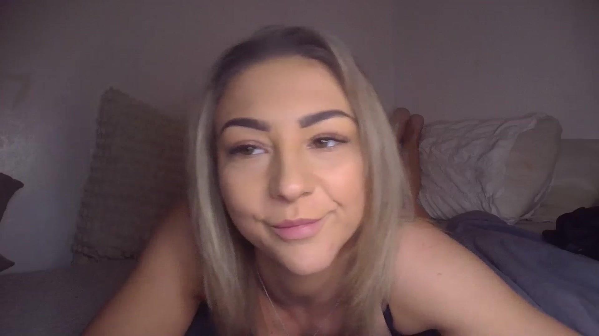 Gallery image thumbnail from Britishbabyx's myfreecams stream on, 02/21/2024, 12:17 image 17 of 20