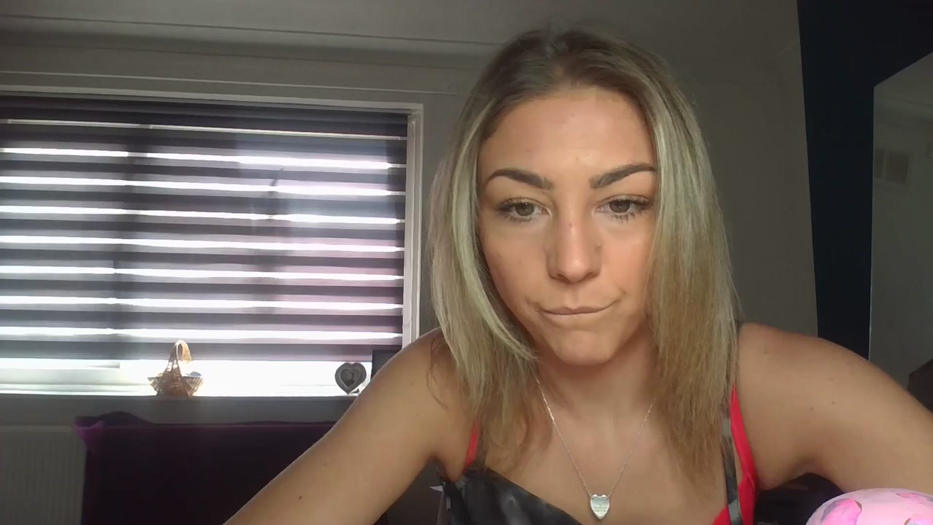 Gallery image thumbnail from Britishbabyx's myfreecams stream on, 03/27/2024, 14:32 image 13 of 20