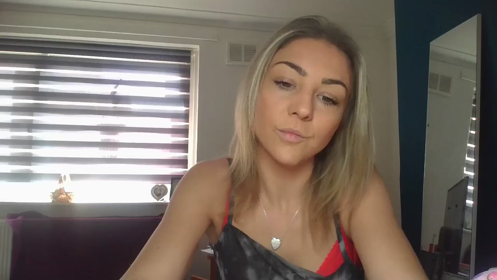 Gallery image thumbnail from Britishbabyx's myfreecams stream on, 03/27/2024, 14:32 image 3 of 20