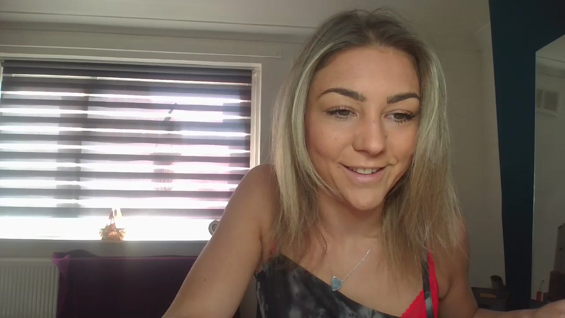 Gallery image thumbnail from Britishbabyx's myfreecams stream on, 03/27/2024, 14:32 image 8 of 20