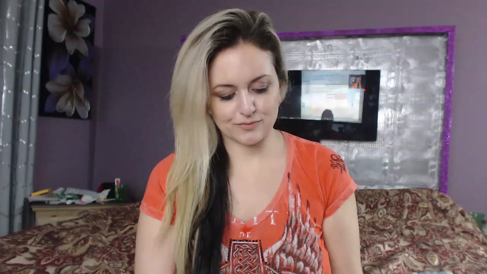 Gallery image thumbnail from BritneyButts's myfreecams stream on, 12/03/2022, 07:24 image 1 of 20