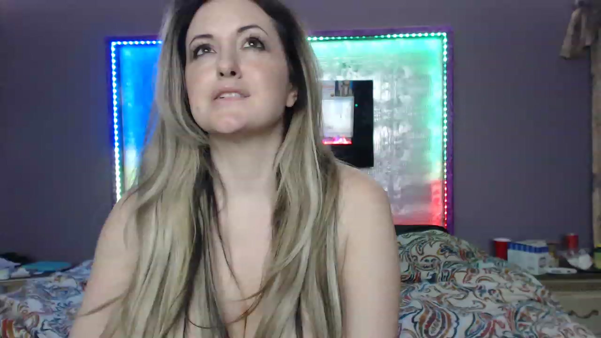 Gallery image thumbnail from BritneyButts's myfreecams stream on, 02/16/2023, 24:26 image 16 of 20