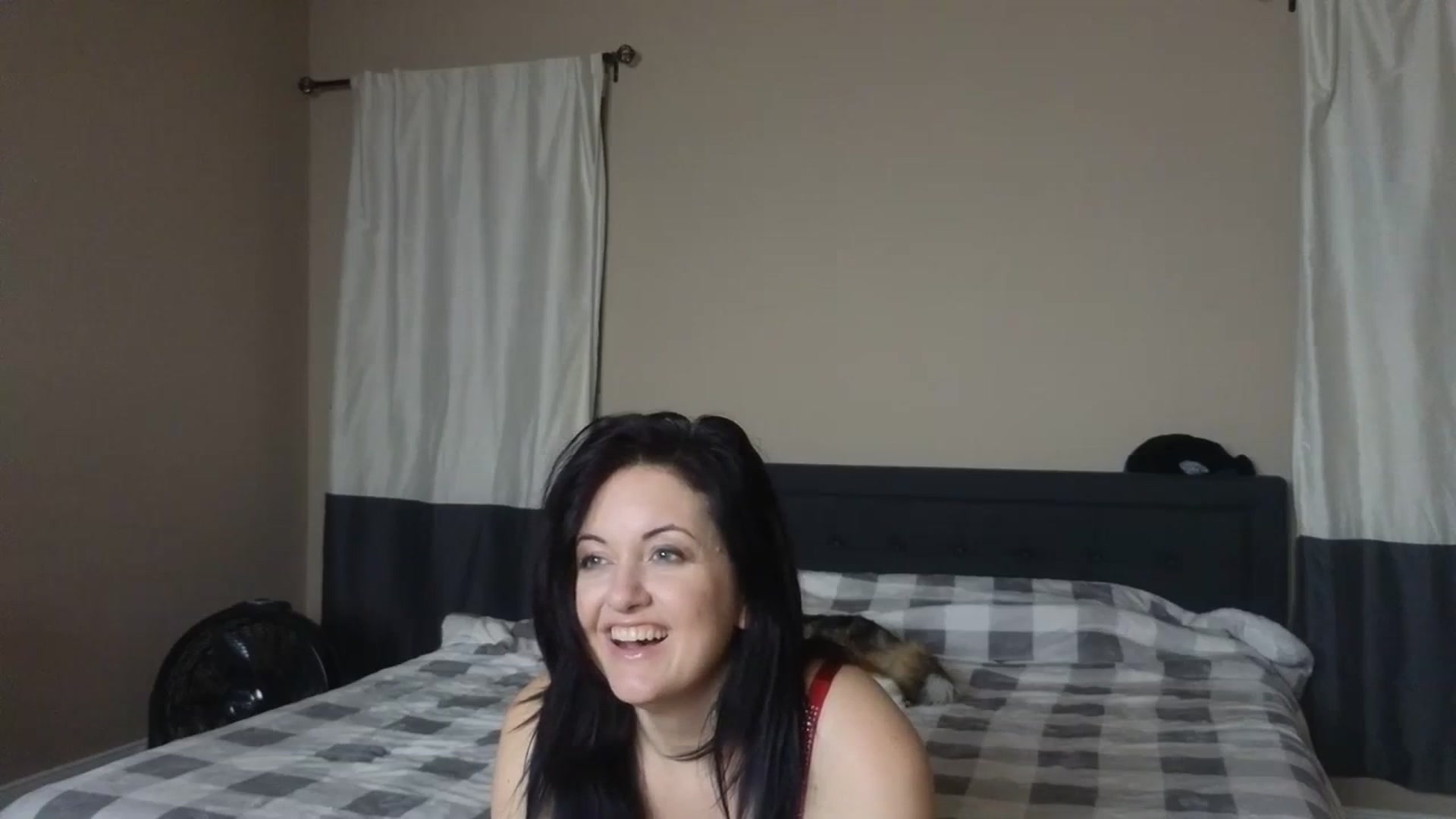Gallery image thumbnail from BritneyButts's myfreecams stream on, 12/30/2023, 06:15 image 11 of 20