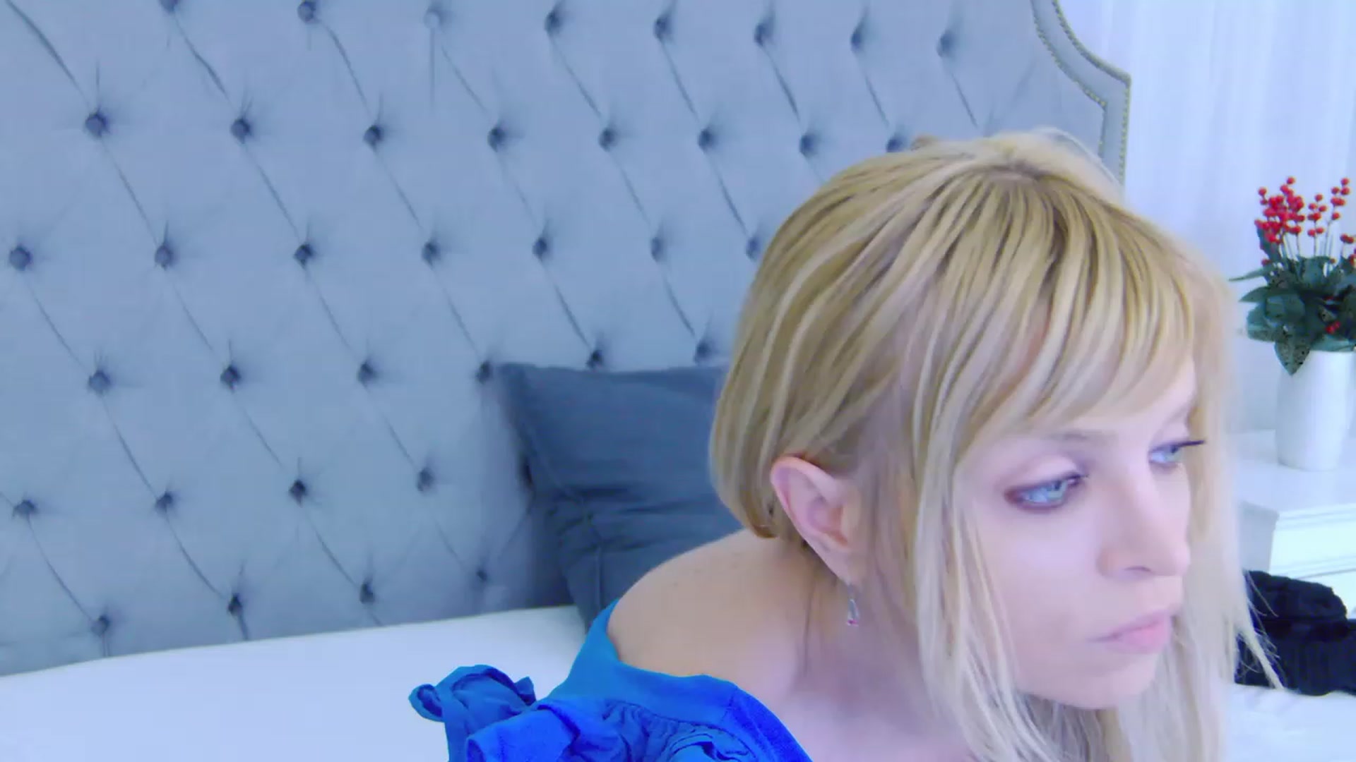Gallery image thumbnail from BritneyHudson's myfreecams stream on, 06/03/2023, 12:21 image 6 of 20