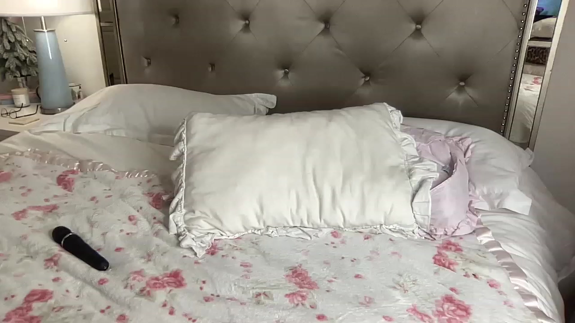 Gallery image thumbnail from BritneyMonroe's myfreecams stream on, 12/04/2022, 05:45 image 7 of 20