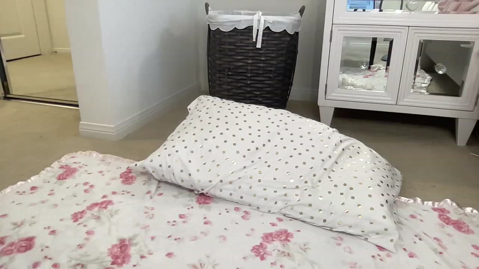 Gallery image thumbnail from BritneyMonroe's myfreecams stream on, 02/06/2023, 19:31 image 17 of 20