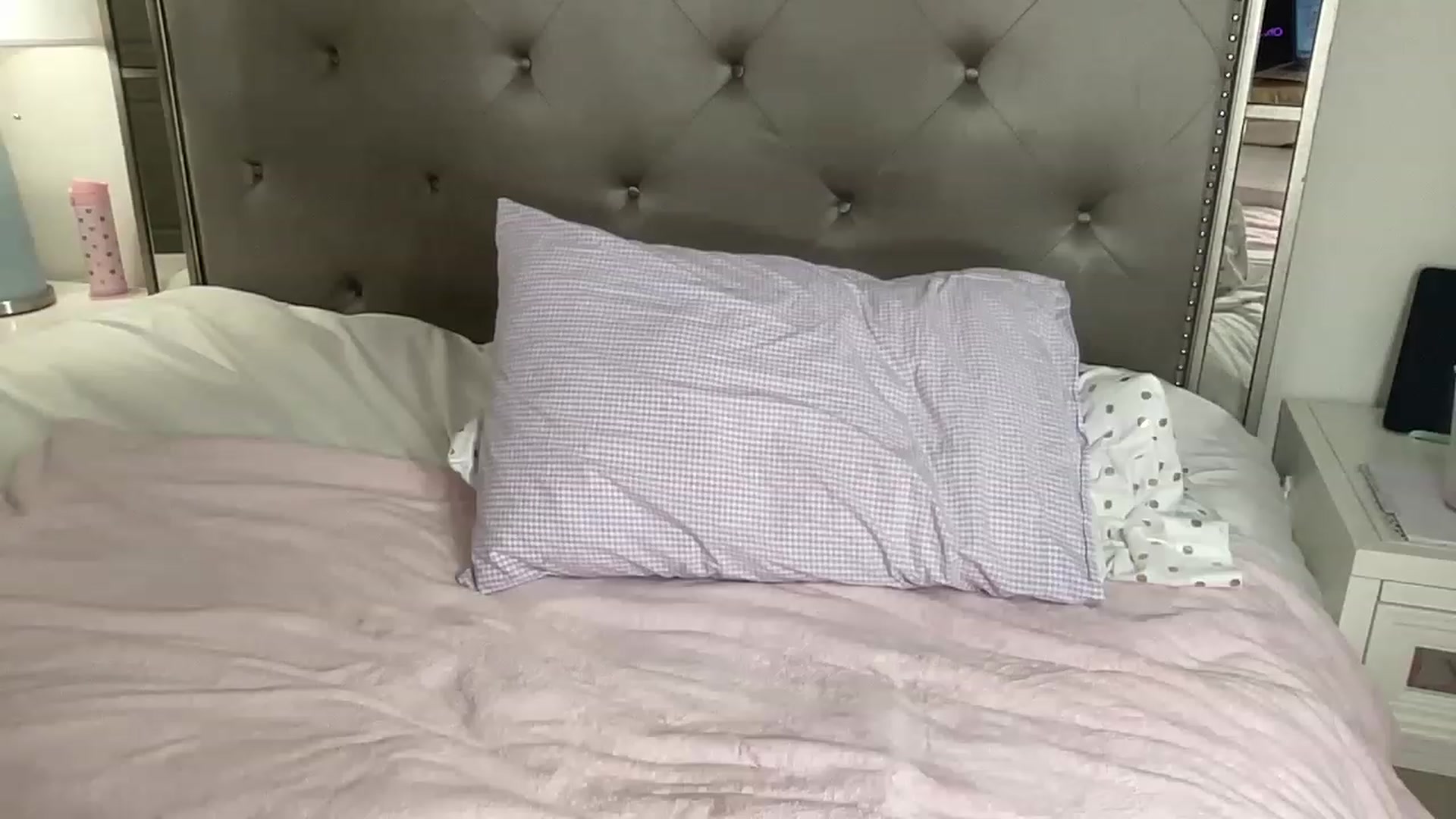 Gallery image thumbnail from BritneyMonroe's myfreecams stream on, 03/16/2023, 13:03 image 4 of 20