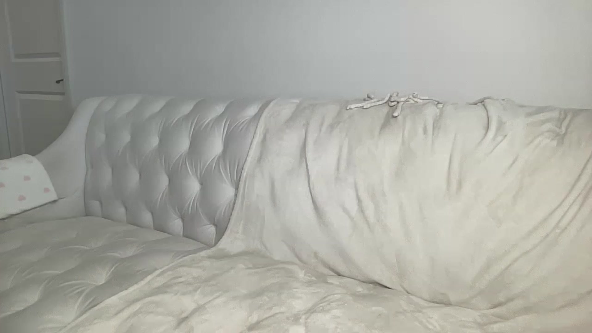 Gallery image thumbnail from BritneyMonroe's myfreecams stream on, 03/24/2023, 23:51 image 19 of 20