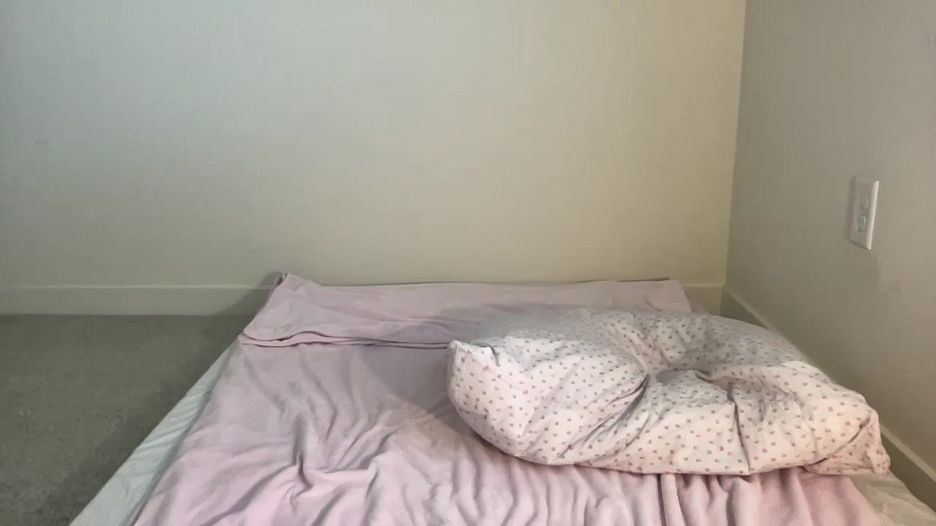 Gallery image thumbnail from BritneyMonroe's myfreecams stream on, 05/11/2023, 20:15 image 12 of 20