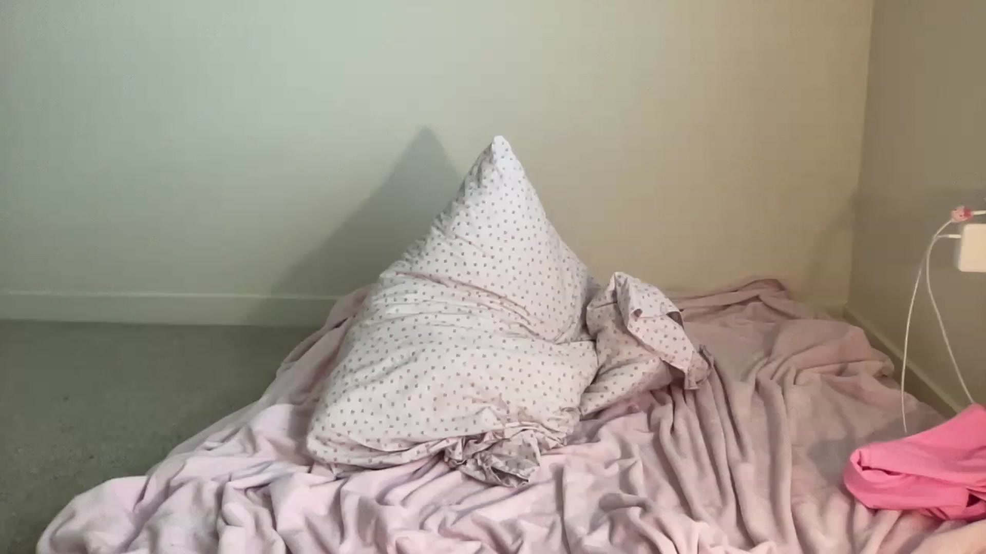 Gallery image thumbnail from BritneyMonroe's myfreecams stream on, 05/22/2023, 19:25 image 15 of 20