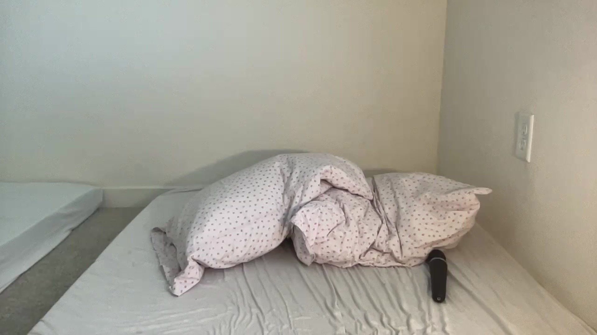 Gallery image thumbnail from BritneyMonroe's myfreecams stream on, 06/28/2023, 19:02 image 13 of 20