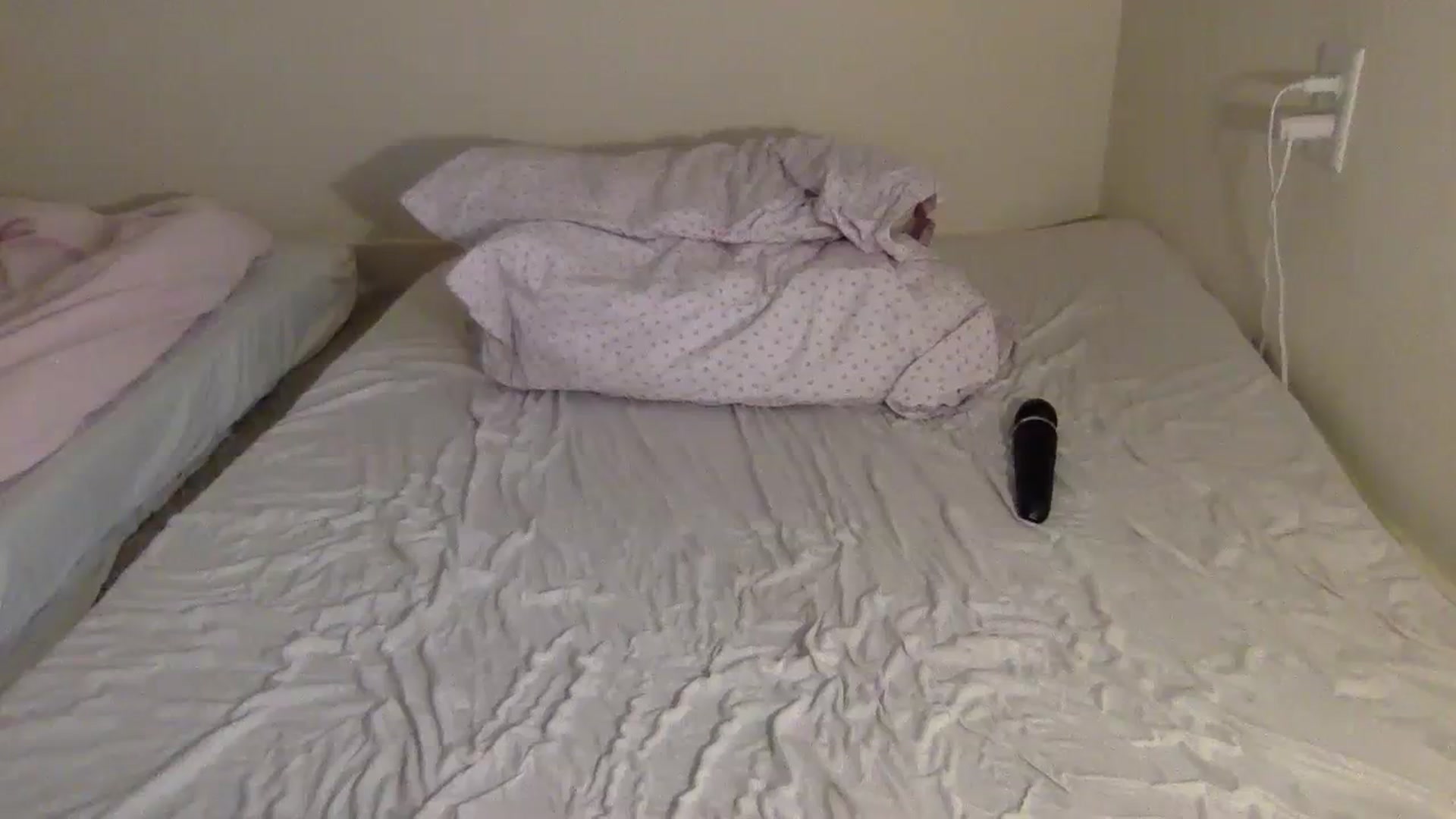 Gallery image thumbnail from BritneyMonroe's myfreecams stream on, 08/13/2023, 03:13 image 12 of 20