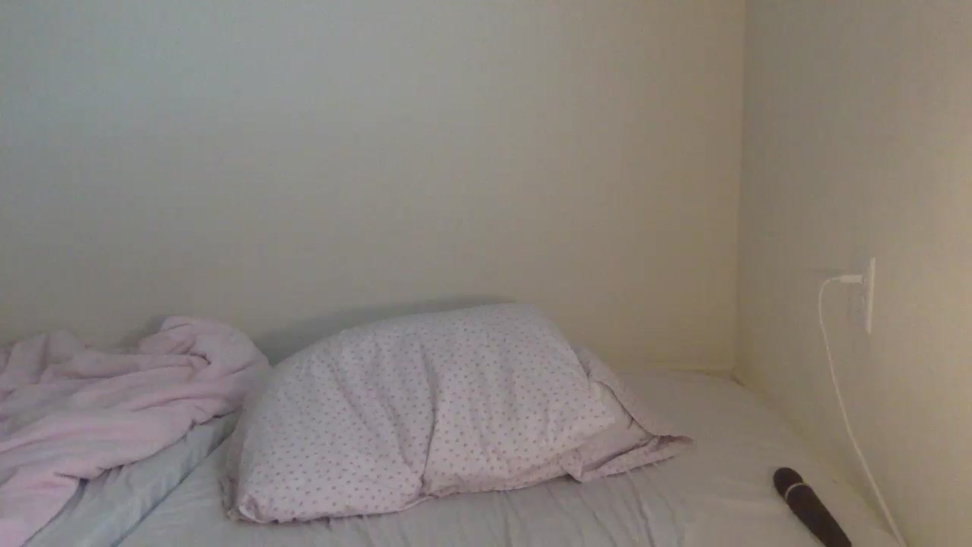 Gallery image thumbnail from BritneyMonroe's myfreecams stream on, 08/22/2023, 21:22 image 20 of 20