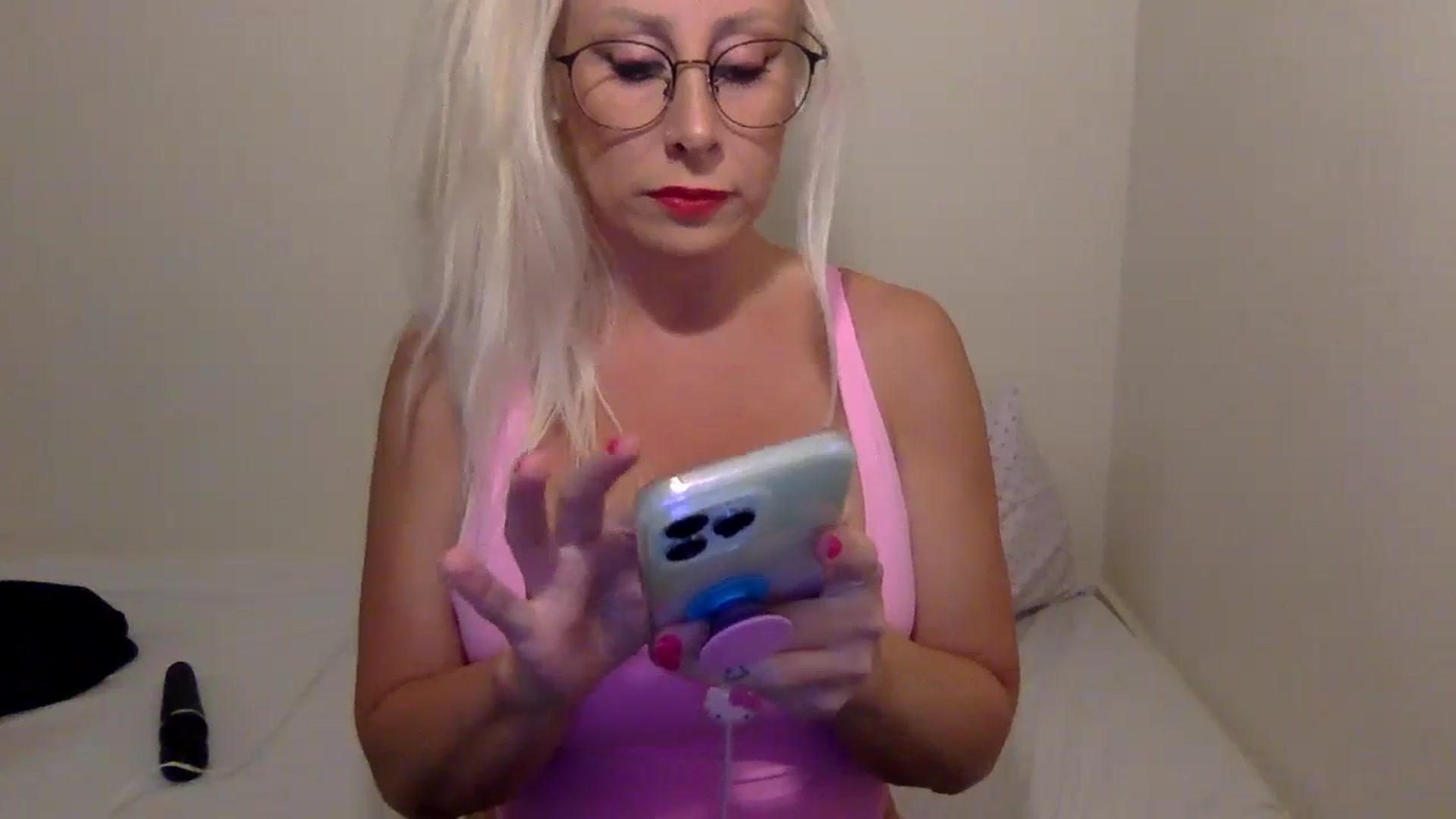 Gallery image thumbnail from BritneyMonroe's myfreecams stream on, 09/06/2023, 04:05 image 19 of 20