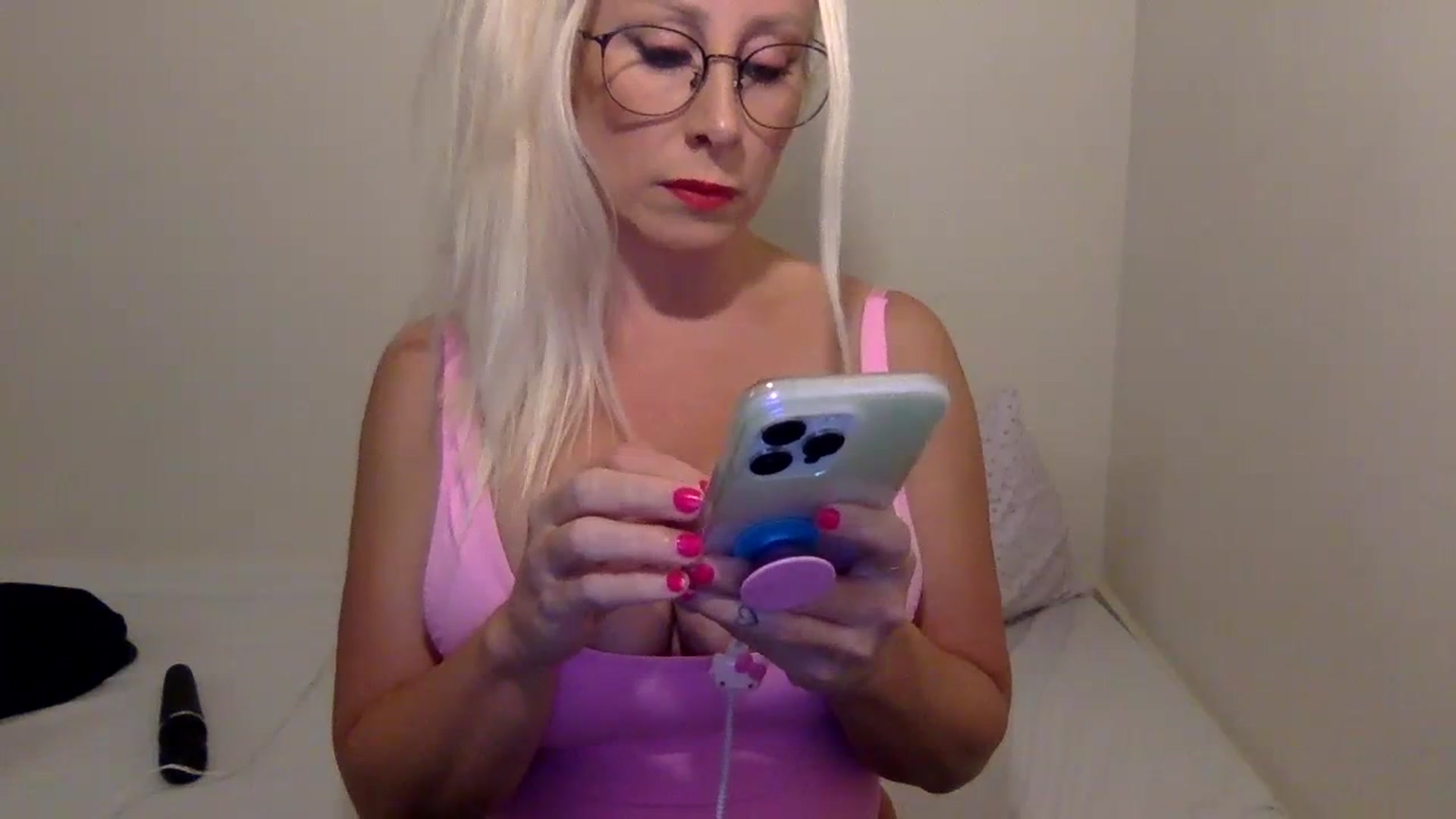 Gallery image thumbnail from BritneyMonroe's myfreecams stream on, 09/06/2023, 04:05 image 15 of 20