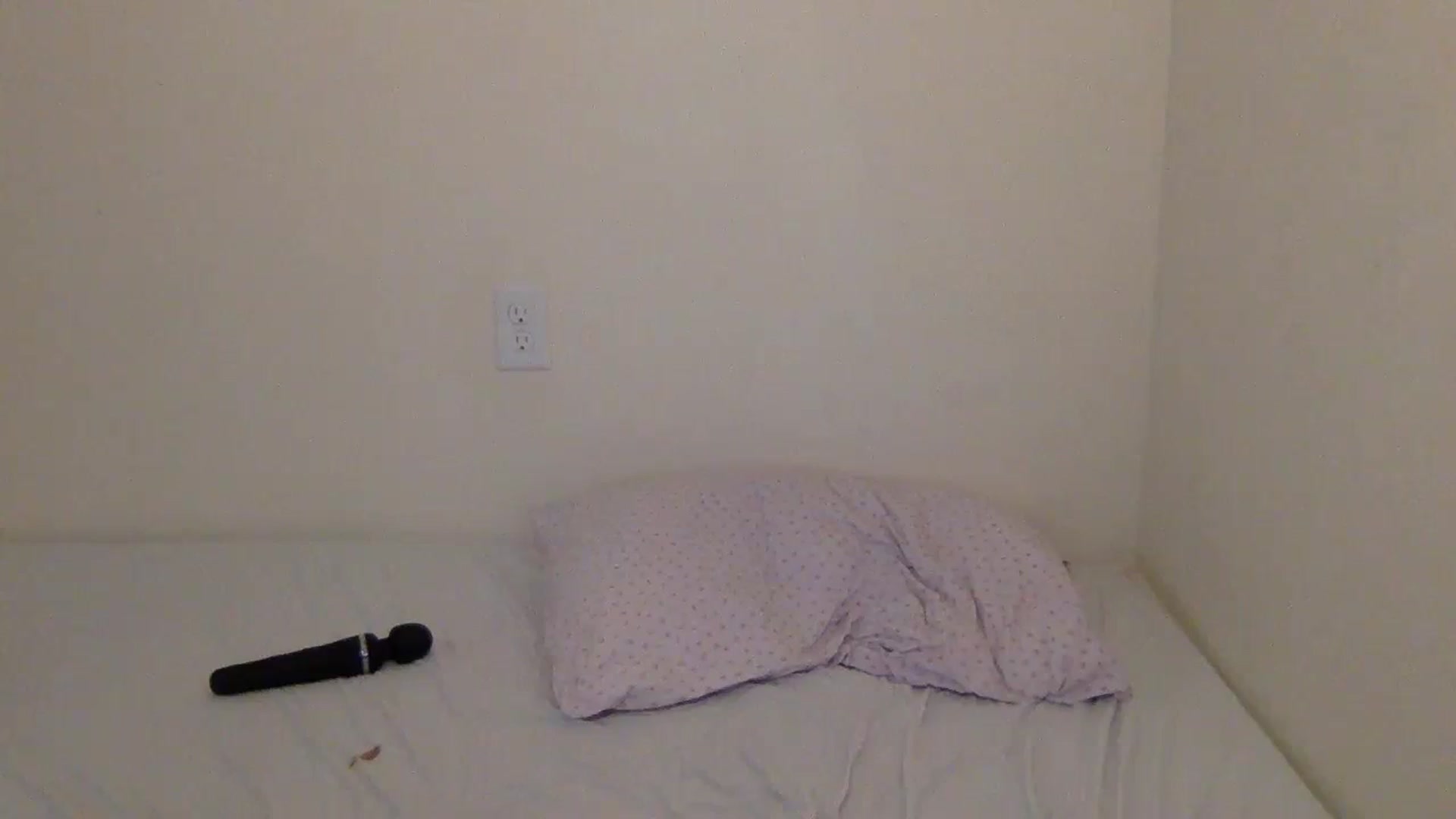 Gallery image thumbnail from BritneyMonroe's myfreecams stream on, 09/15/2023, 04:55 image 20 of 20
