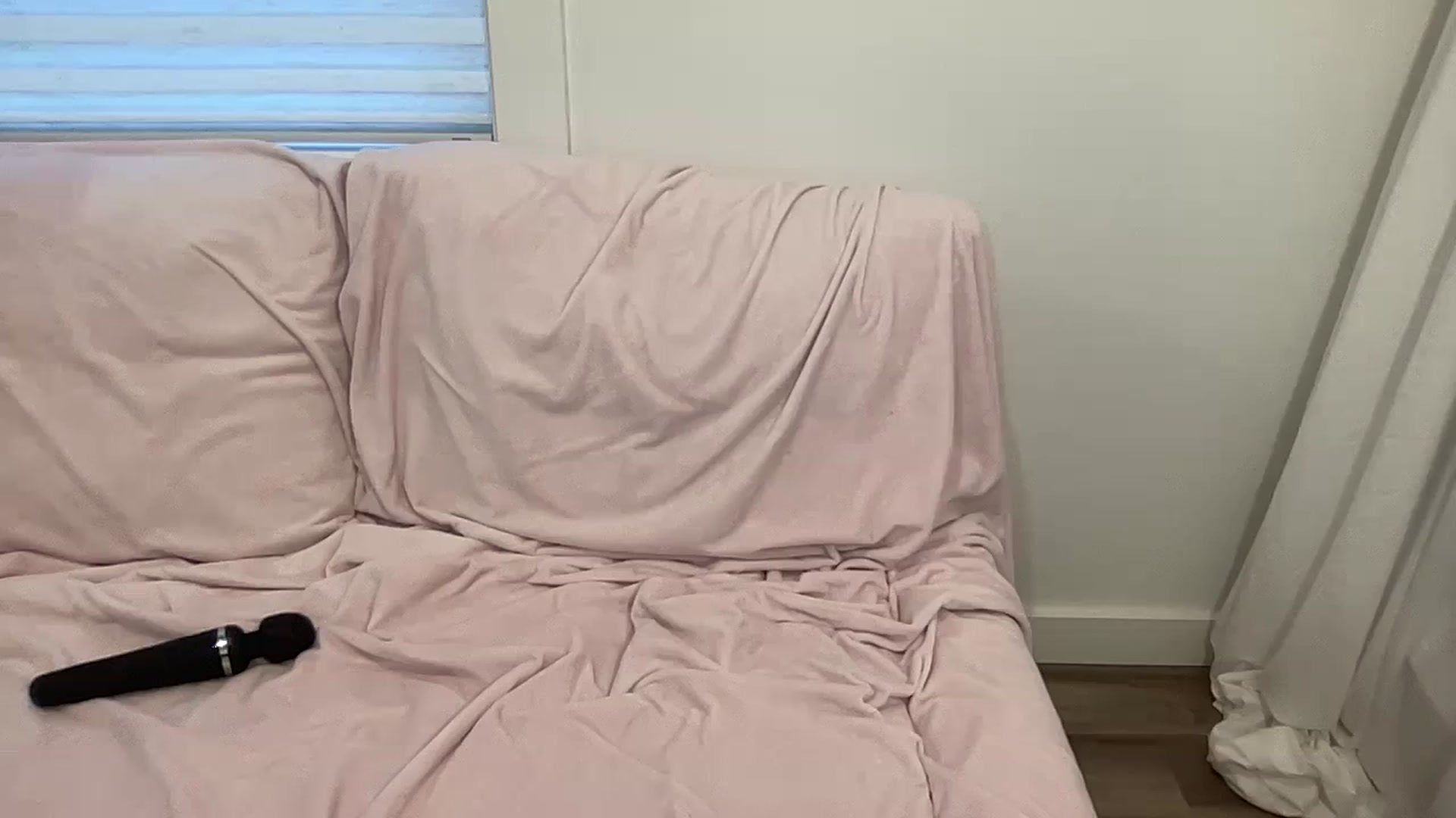 Gallery image thumbnail from BritneyMonroe's myfreecams stream on, 12/03/2023, 23:53 image 7 of 20
