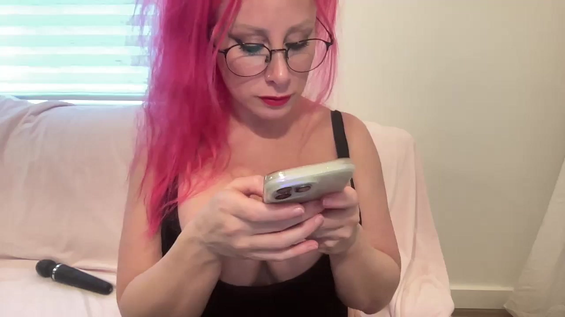 Gallery image thumbnail from BritneyMonroe's myfreecams stream on, 12/05/2023, 19:17 image 13 of 20