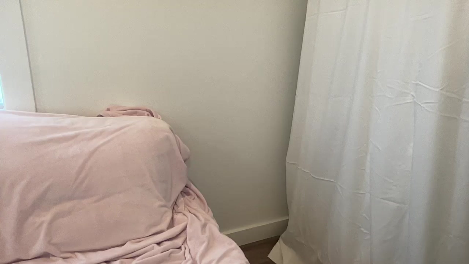 Gallery image thumbnail from BritneyMonroe's myfreecams stream on, 12/11/2023, 19:32 image 19 of 20